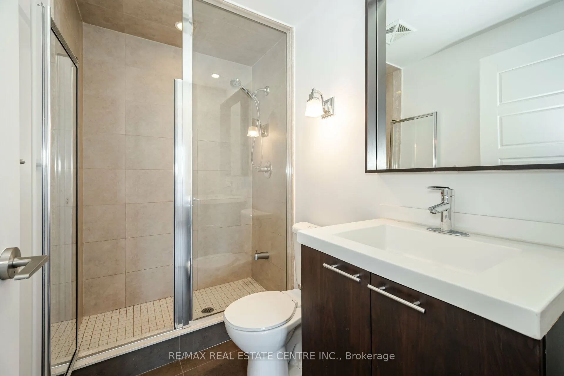 15 Viking Lane #1803