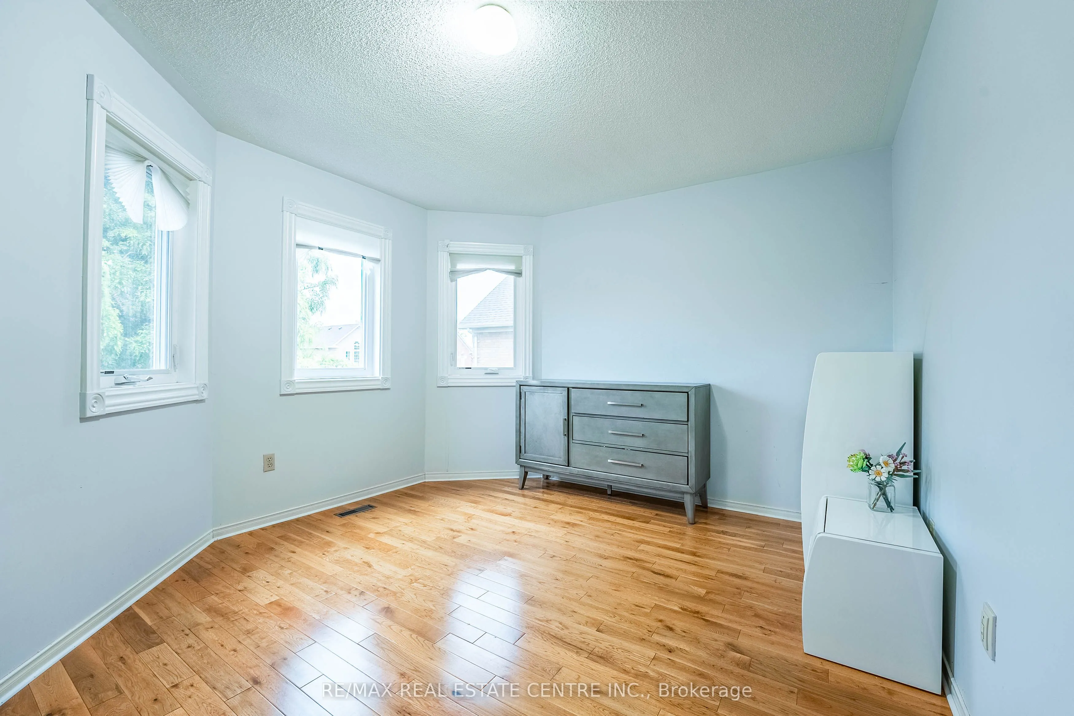 5202 Buttermill Court