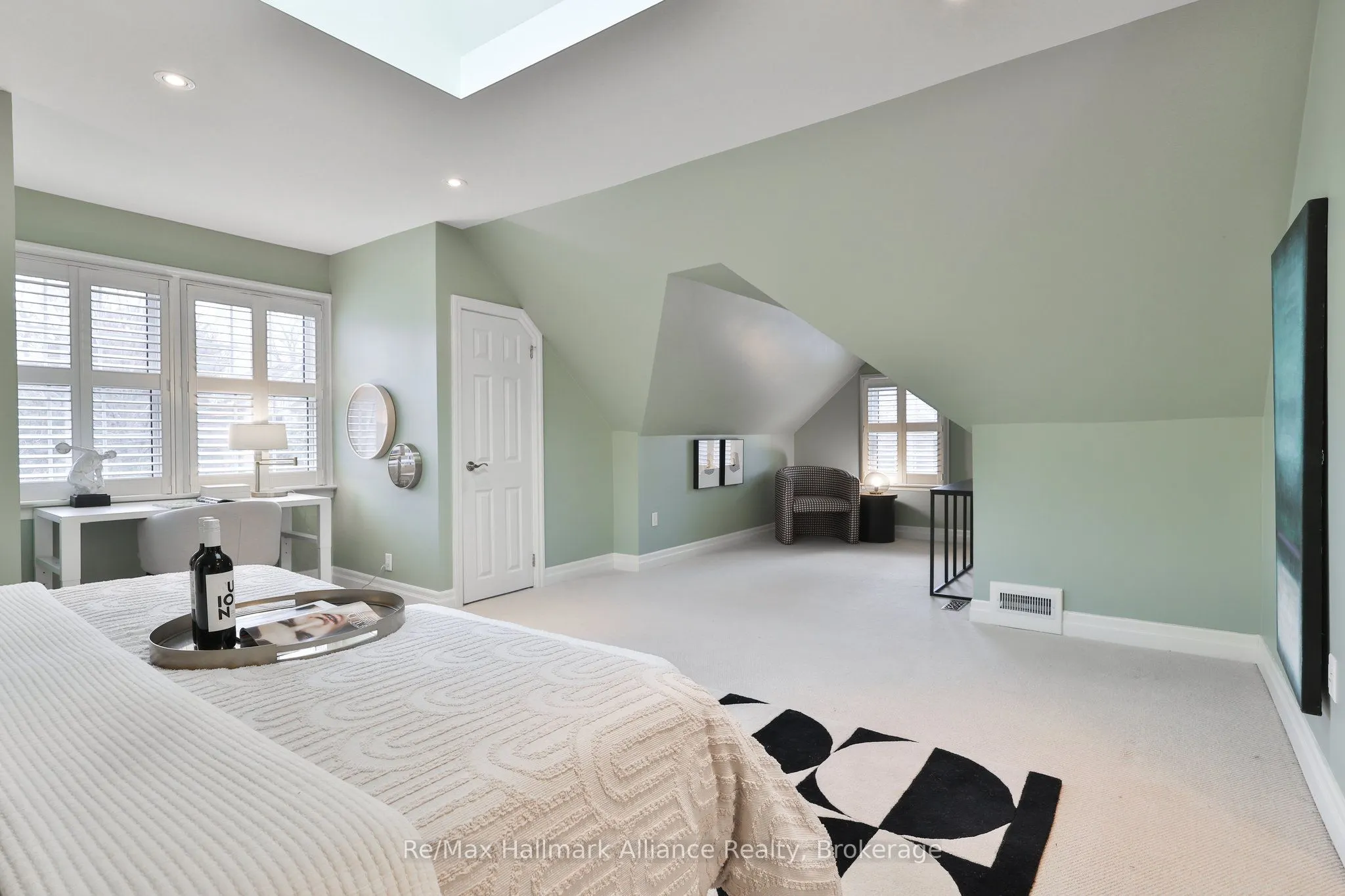 1207 Linbrook Road