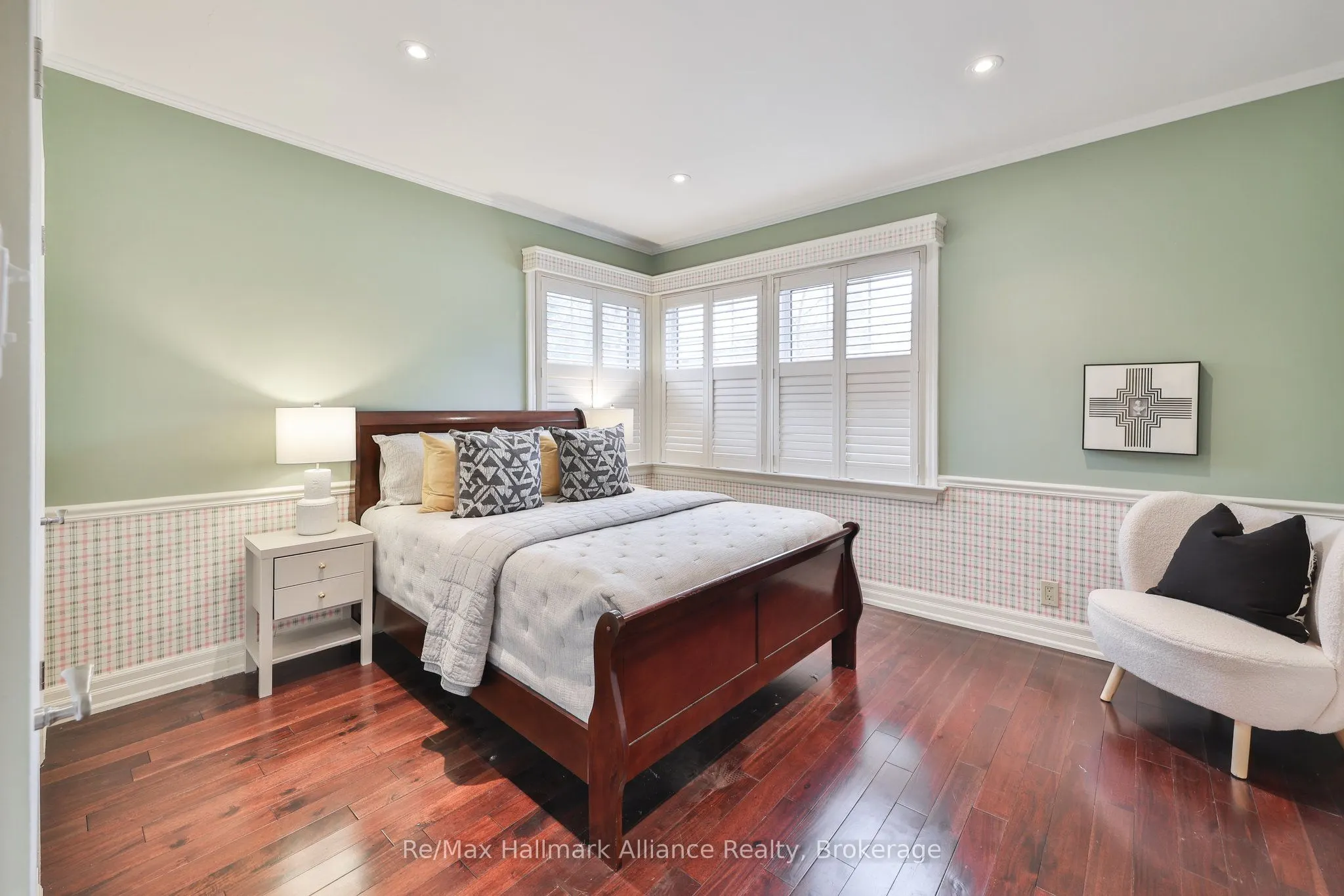 1207 Linbrook Road