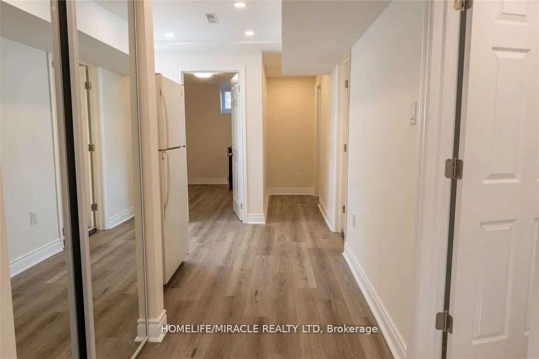 3361 The Credit Woodlands