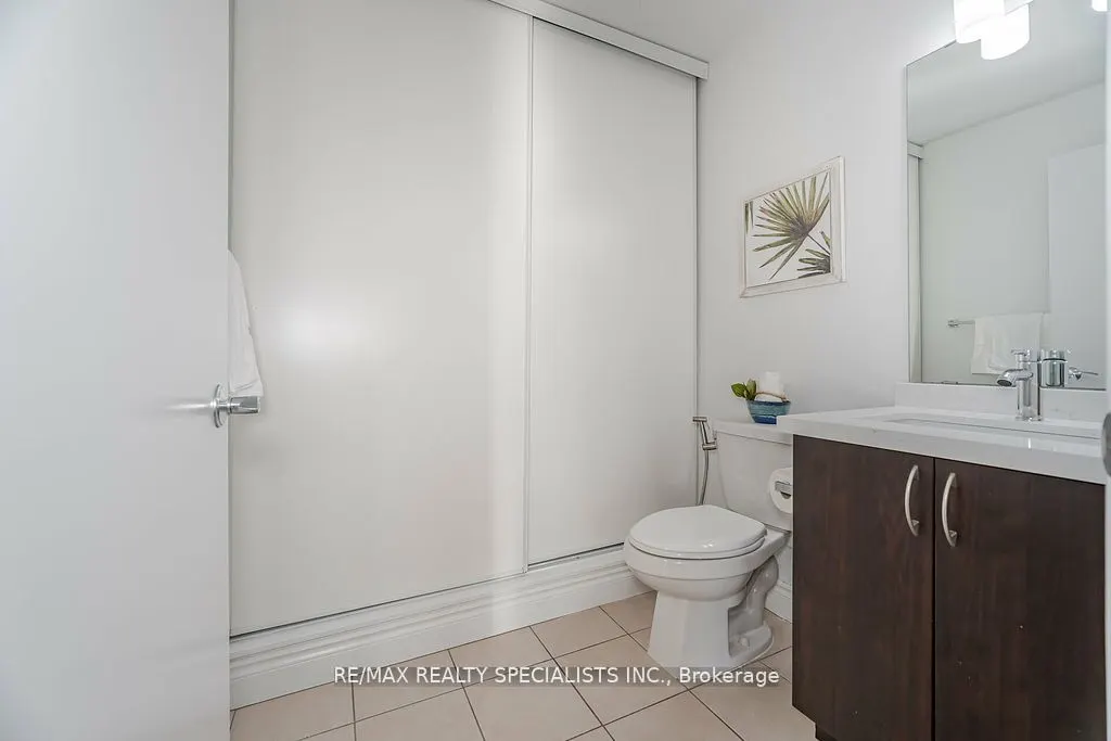 5 Richgrove Drive, #212