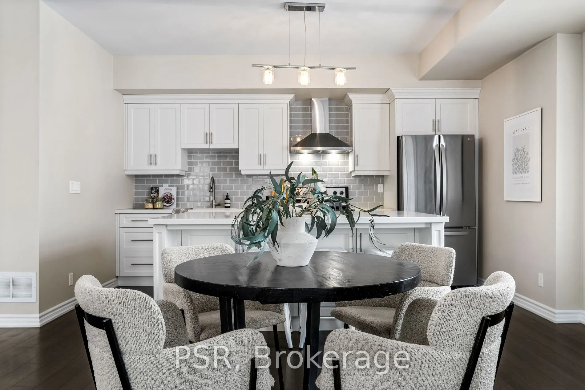 40 Carnation Avenue, #117