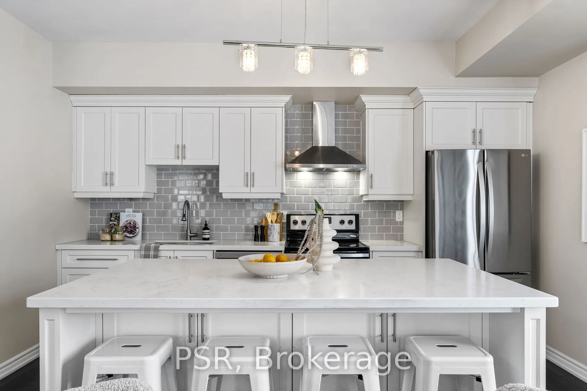 40 Carnation Avenue, #117