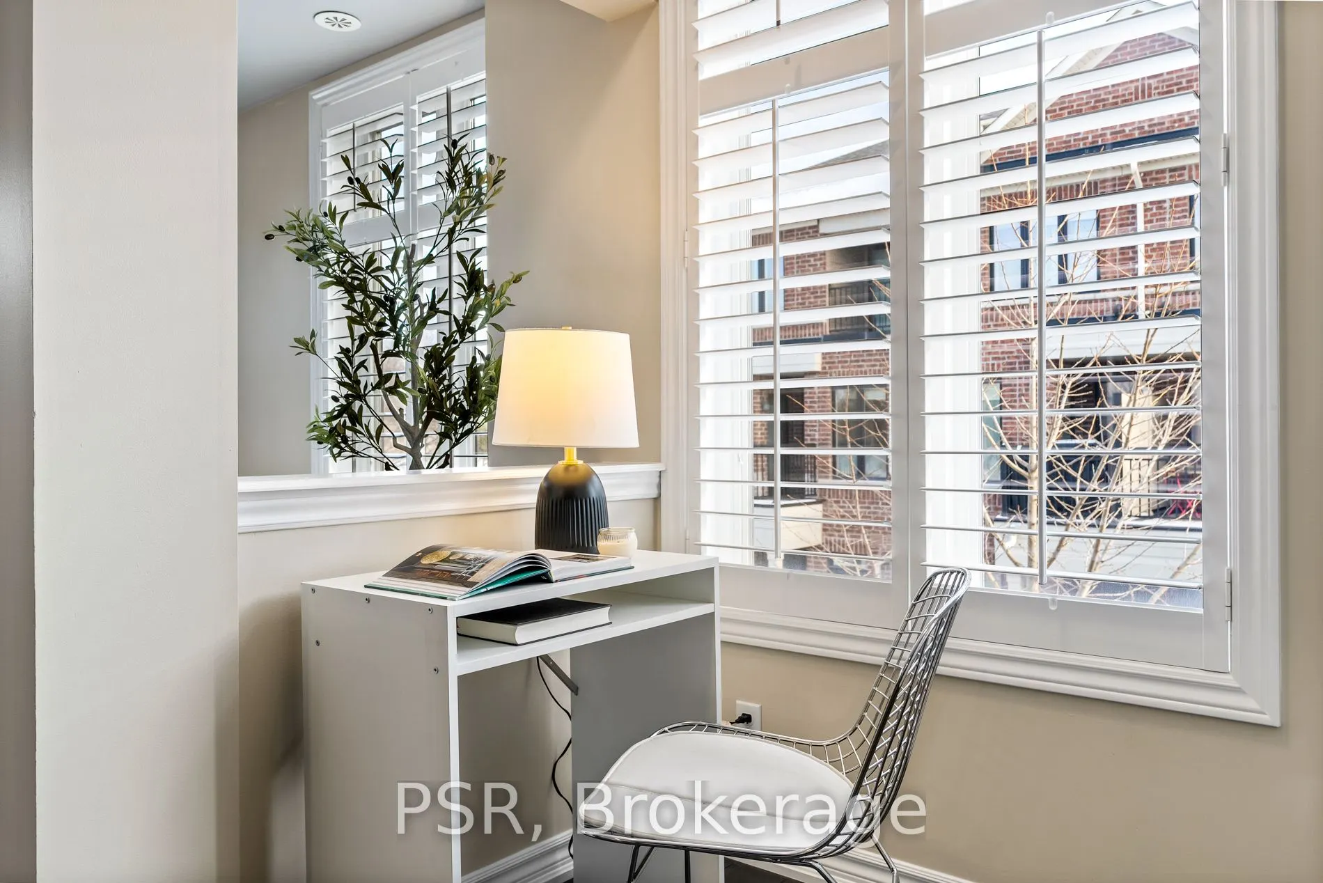 40 Carnation Avenue, #117