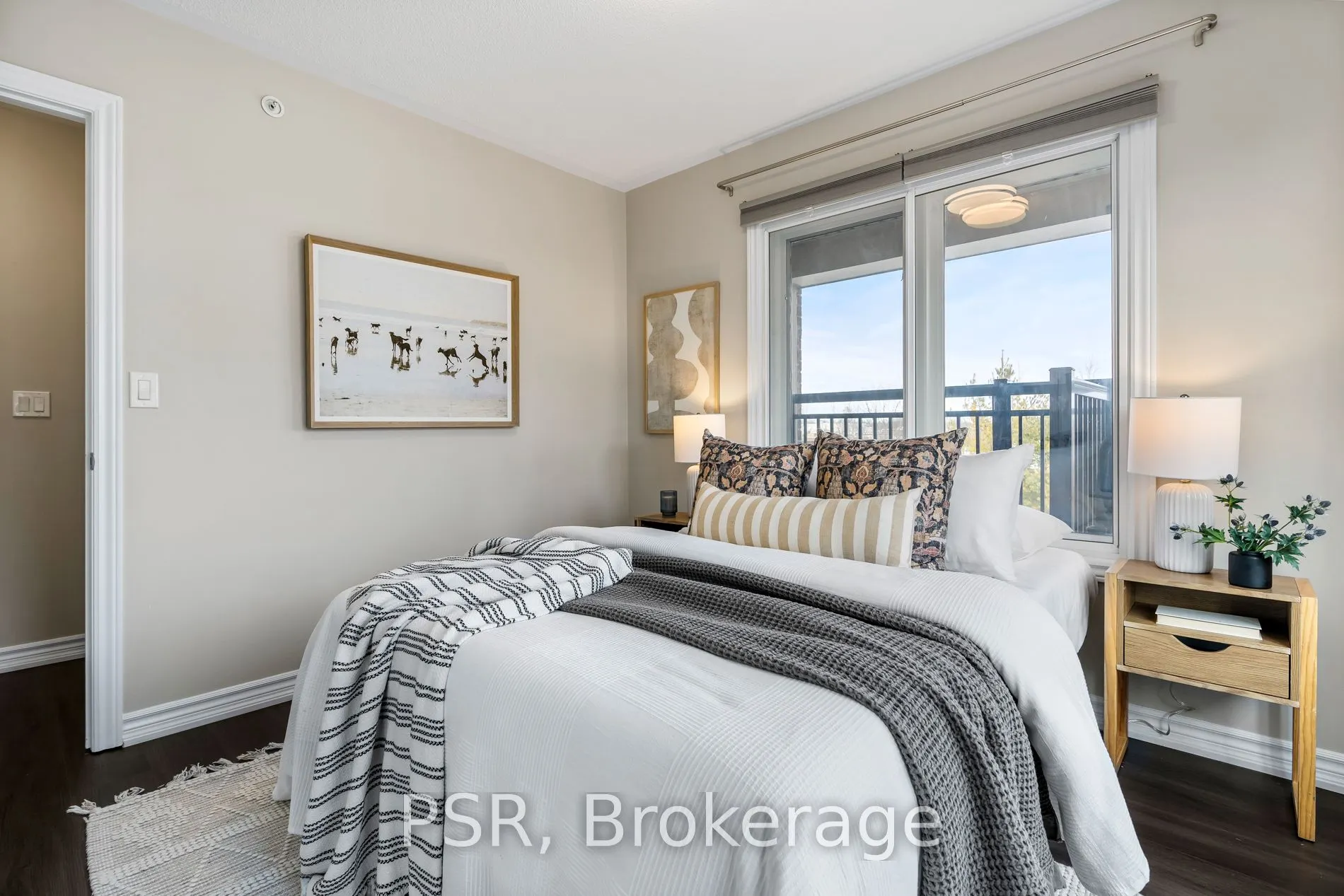 40 Carnation Avenue, #117