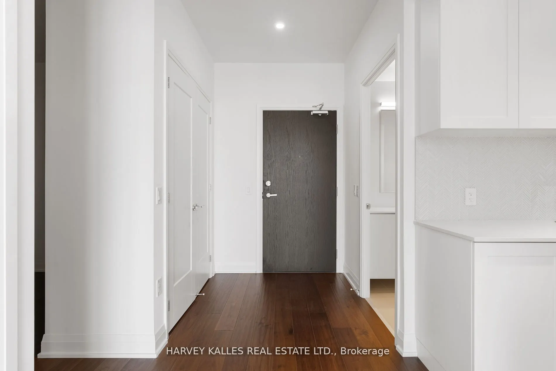 293 The Kingsway, #620