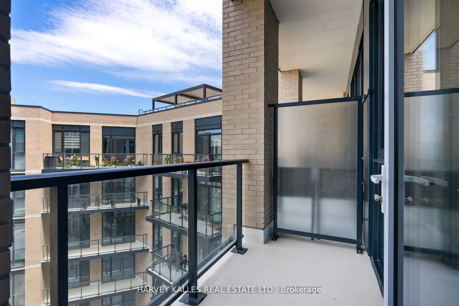 293 The Kingsway, #620