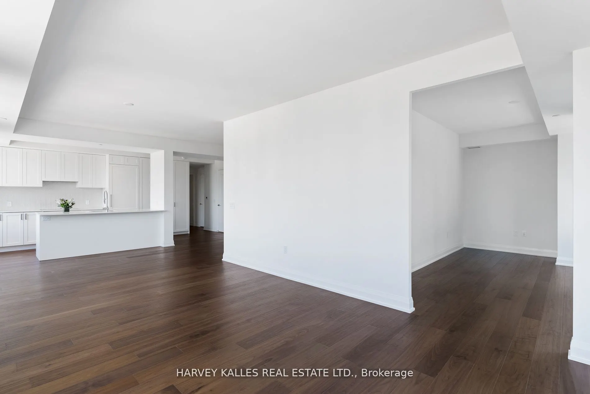 293 The Kingsway, #519