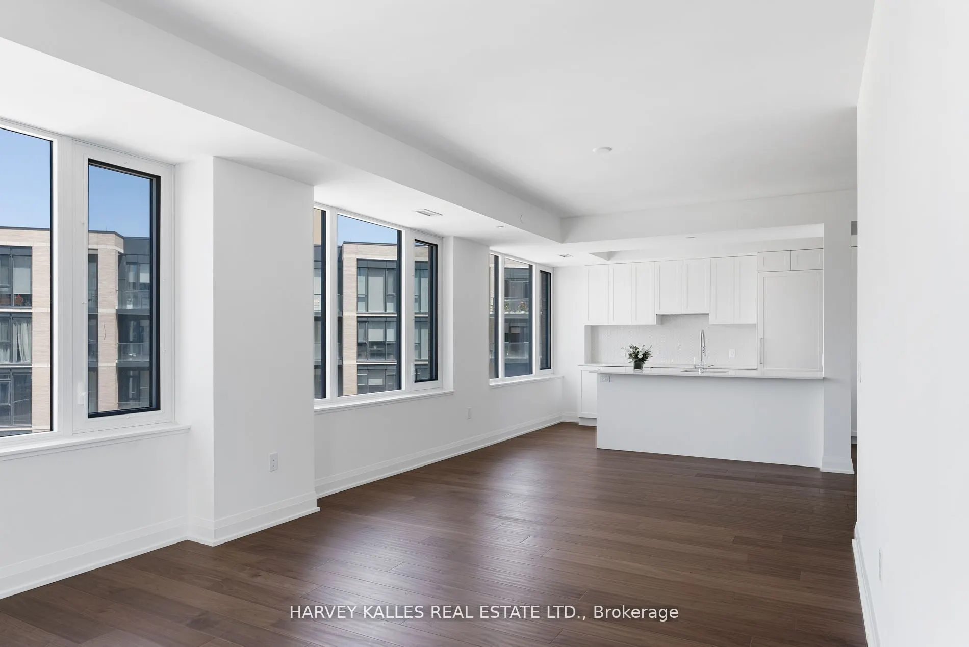 293 The Kingsway, #519