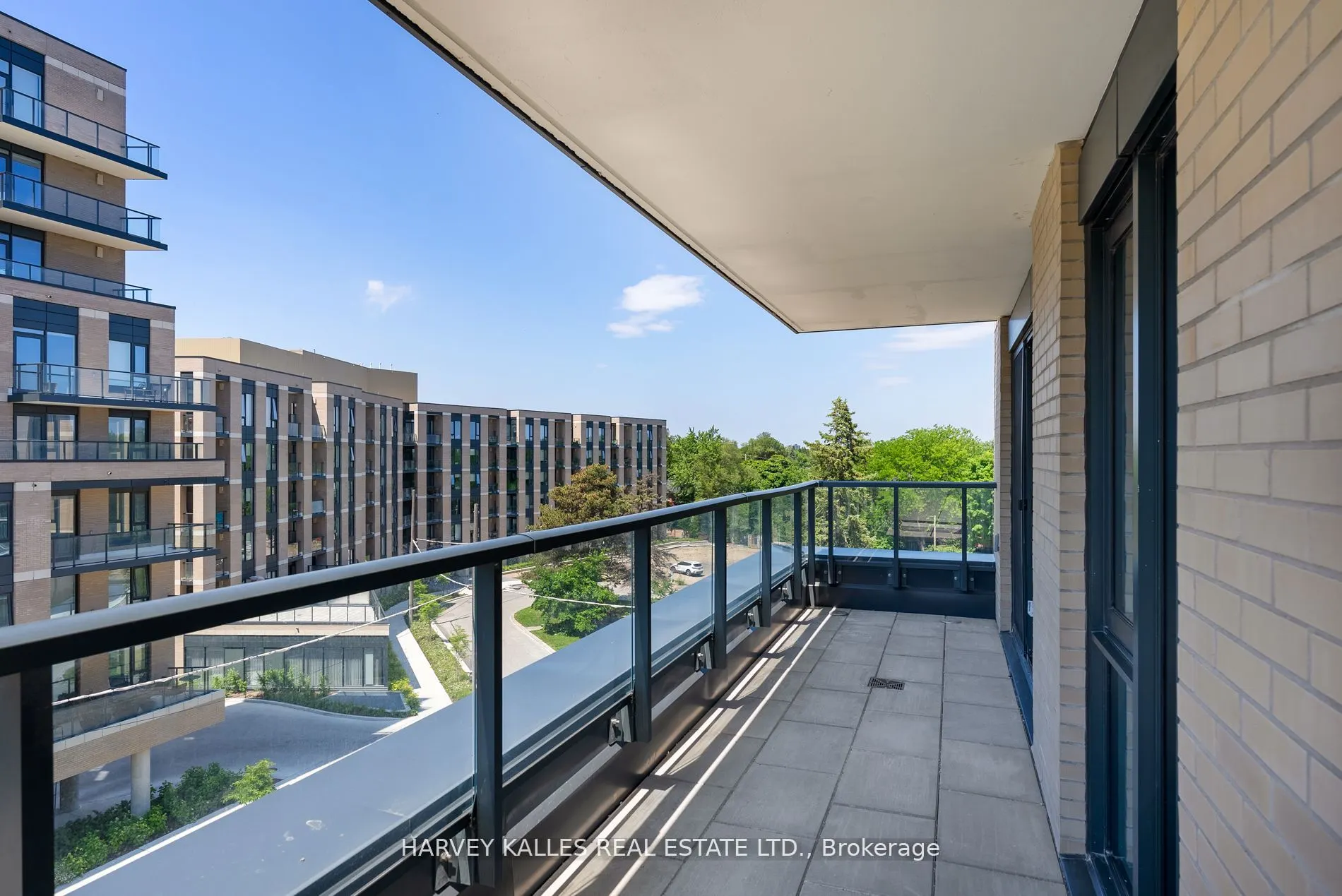 293 The Kingsway, #519