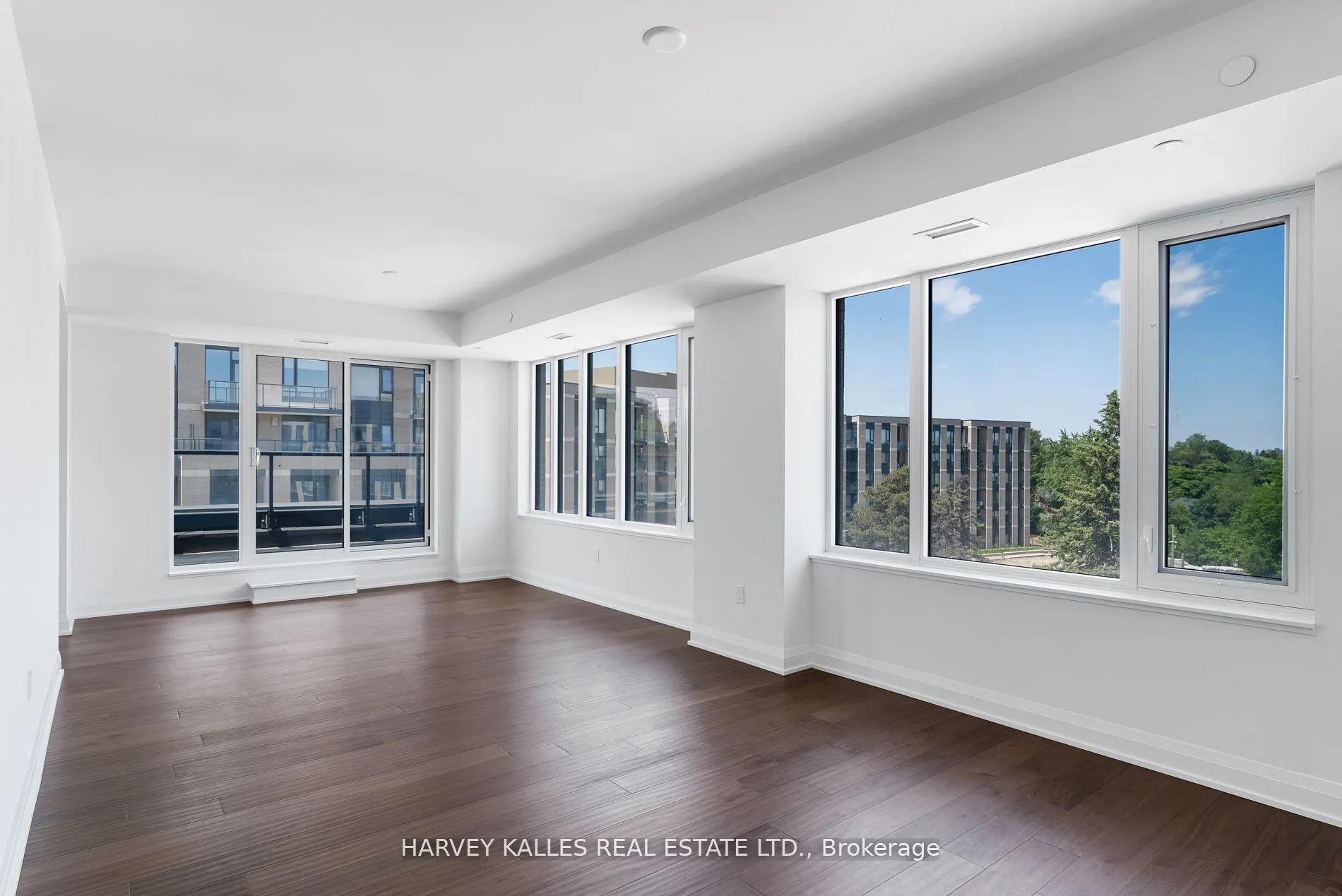 293 The Kingsway, #519