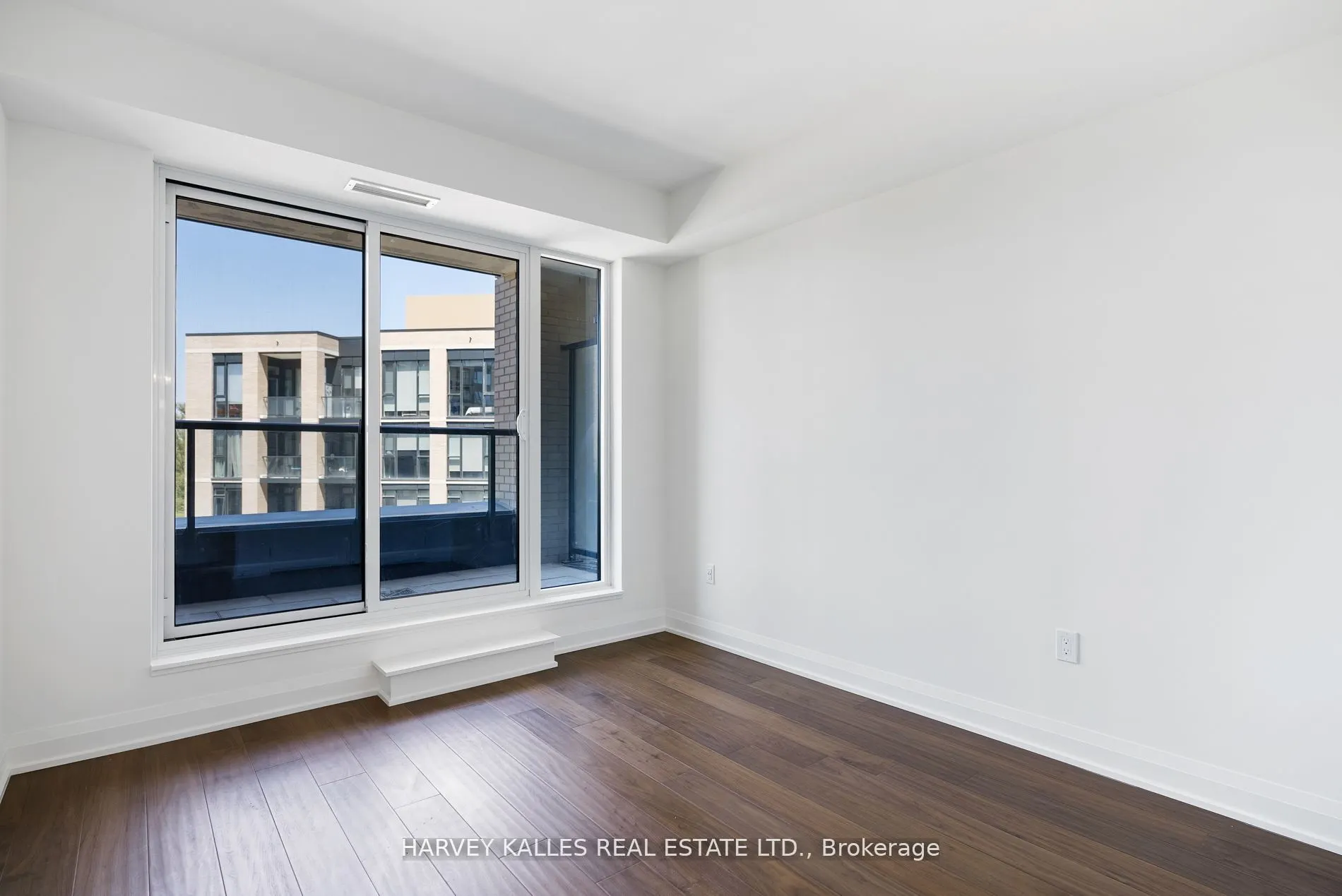 293 The Kingsway, #519