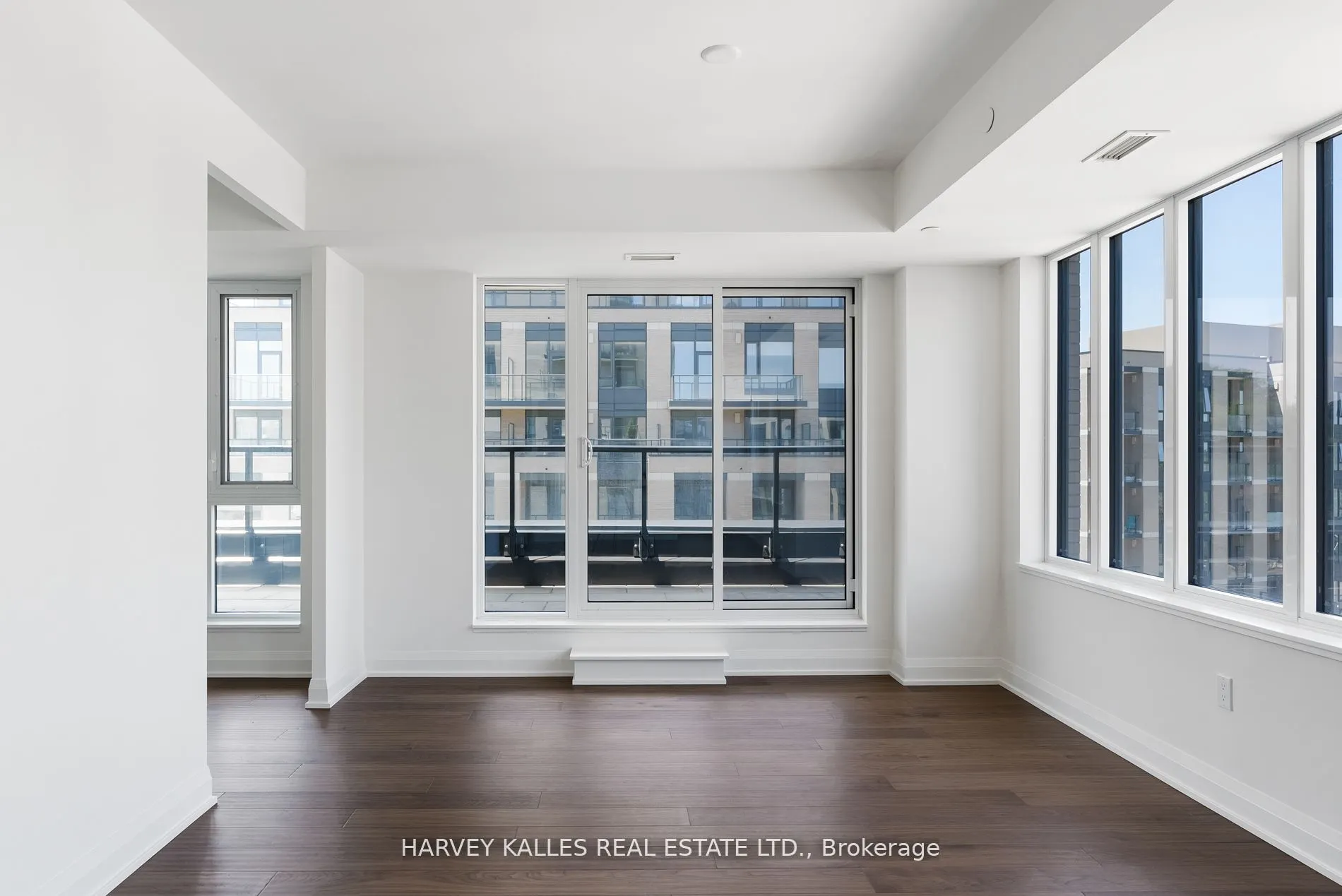 293 The Kingsway, #519