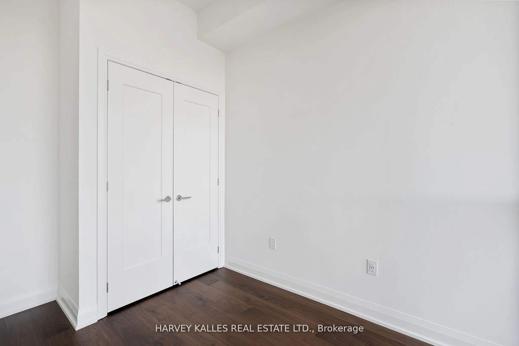 293 The Kingsway, #707