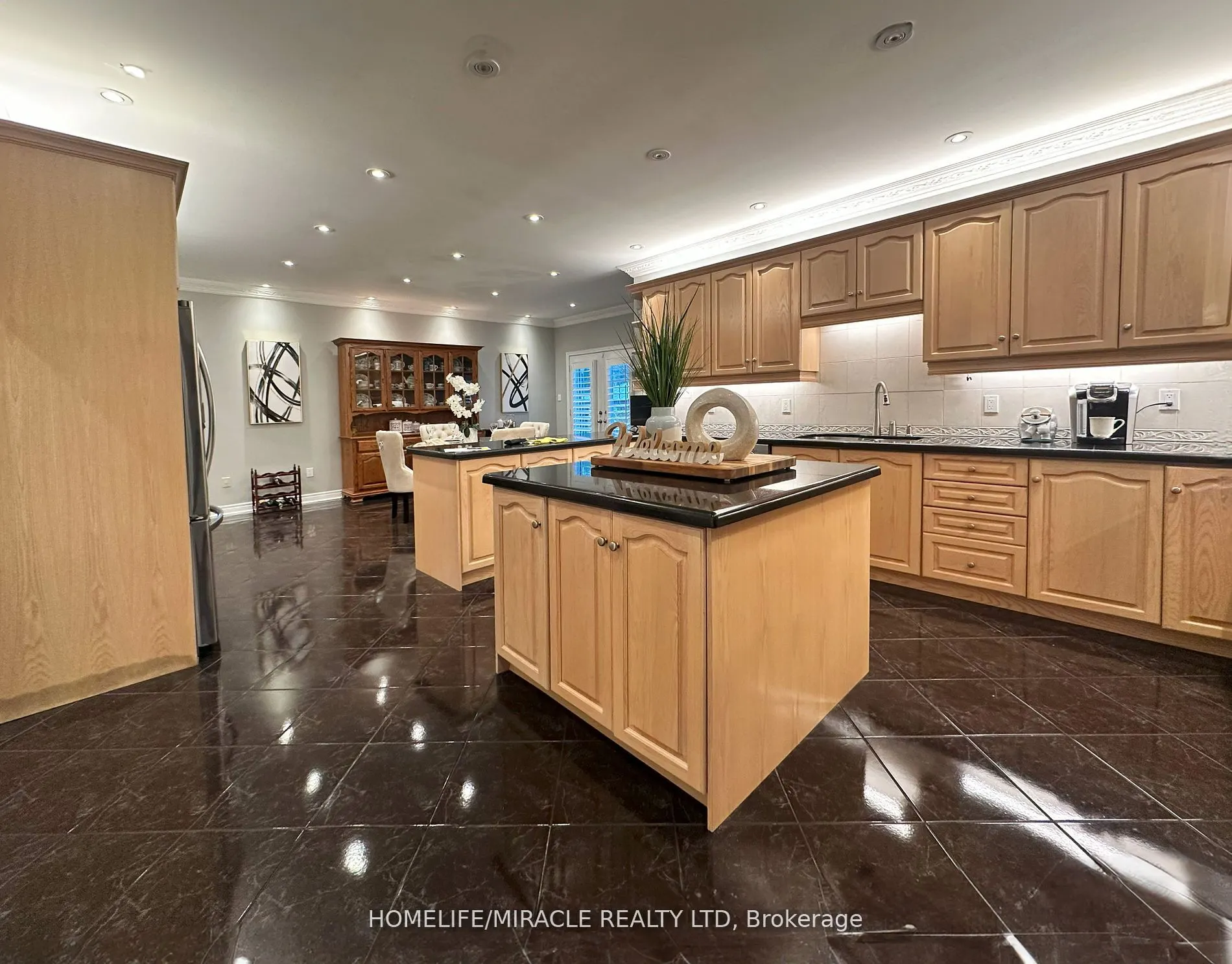 15 Rolling Meadow Drive