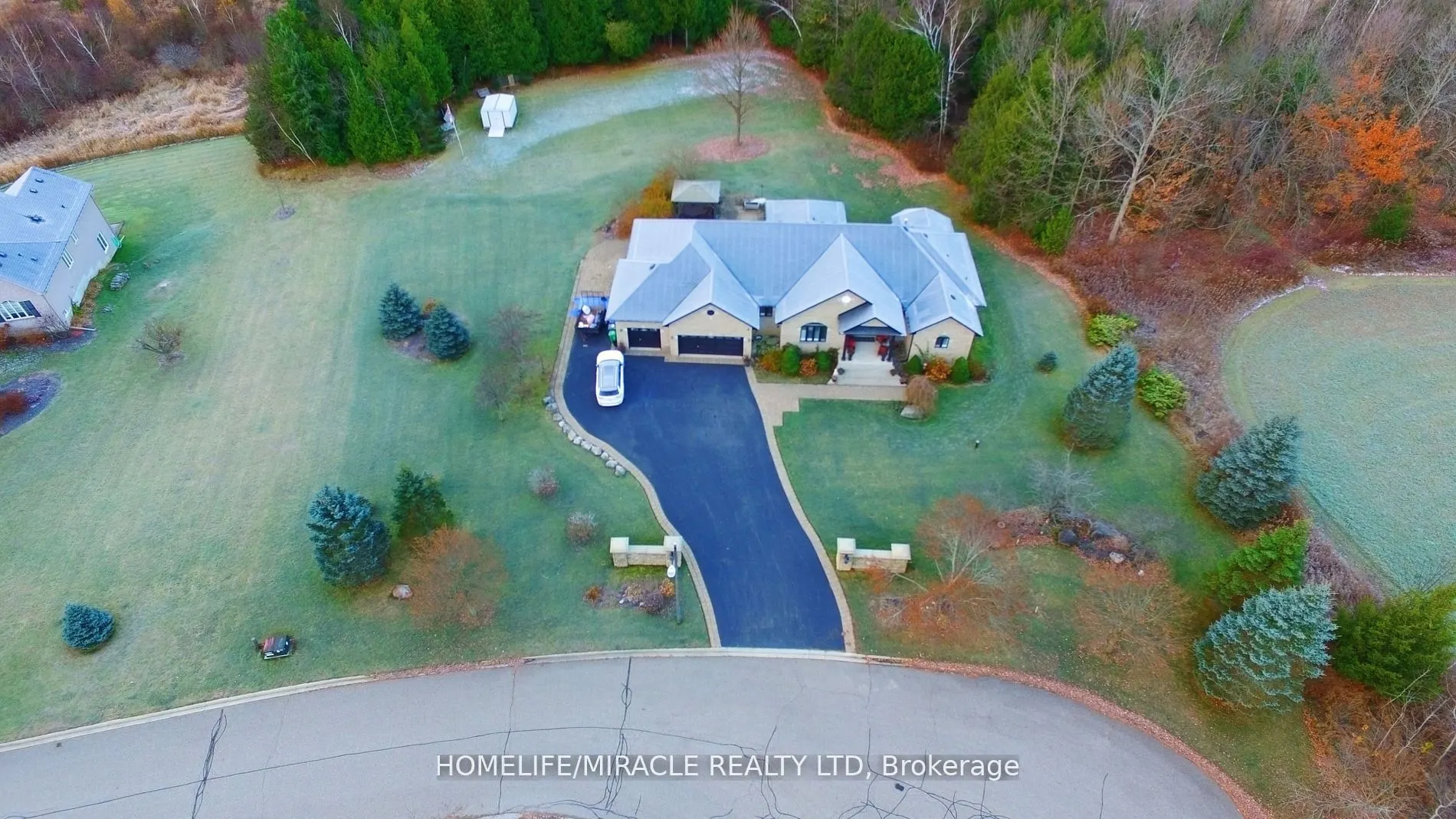 15 Rolling Meadow Drive