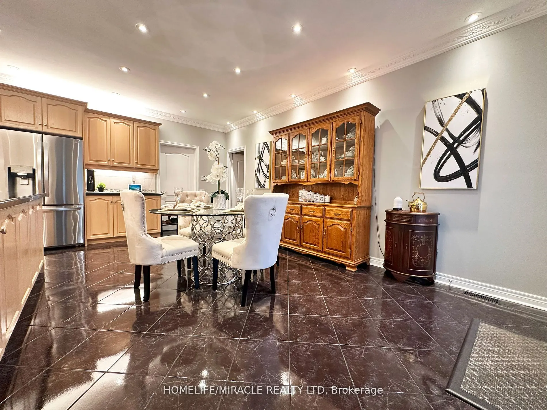 15 Rolling Meadow Drive