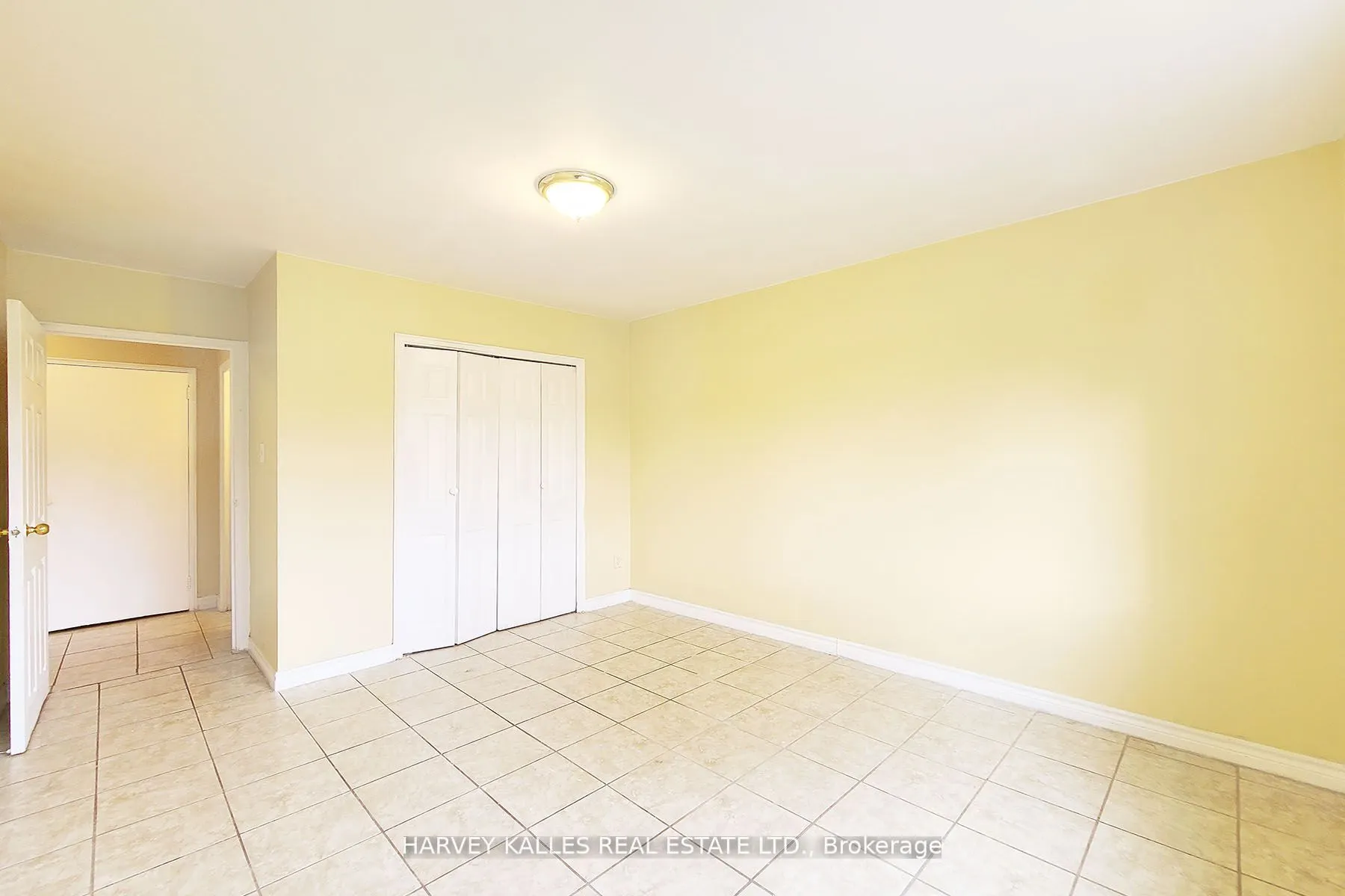 80 Blackfriar Avenue, #114