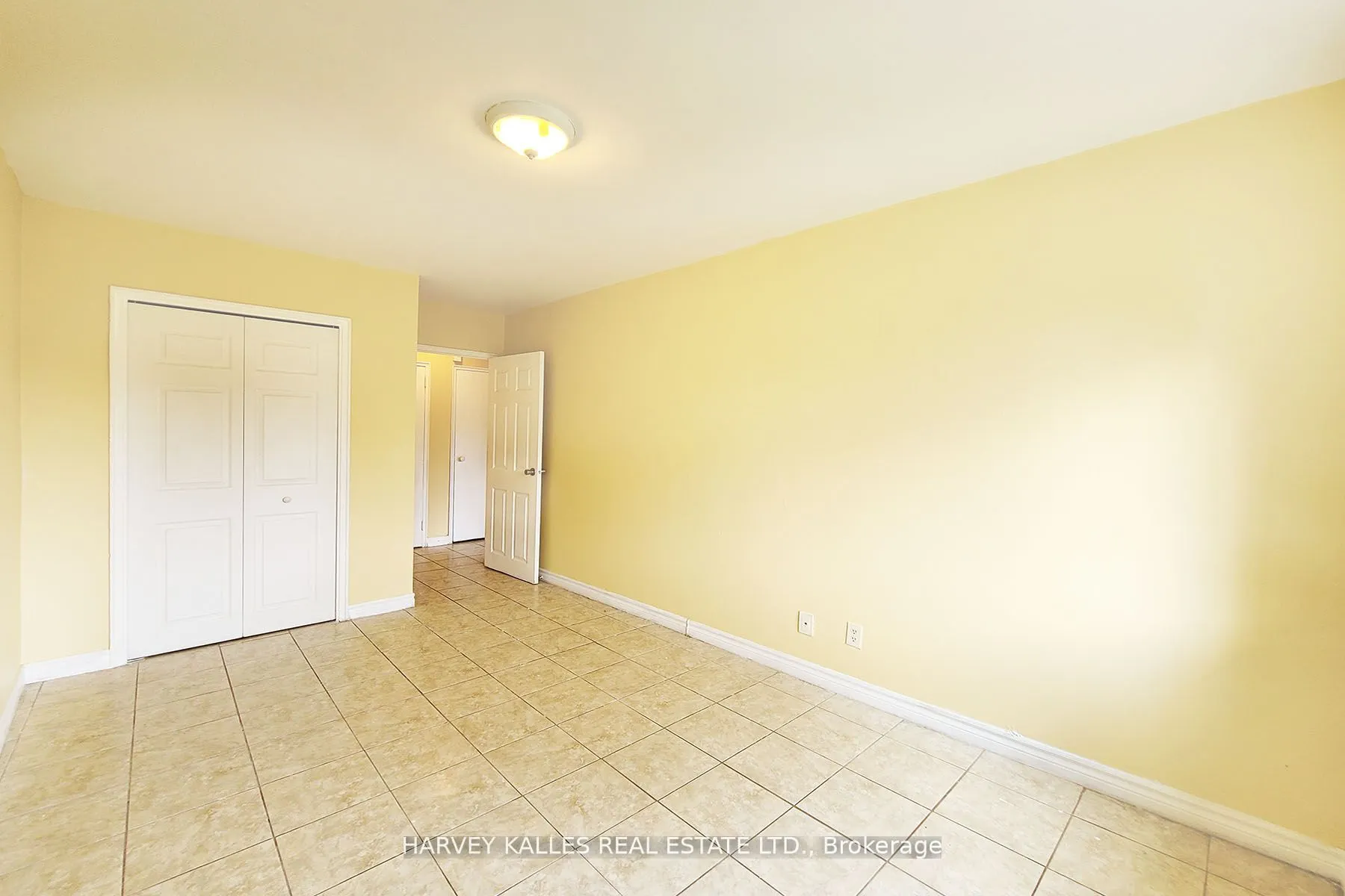 80 Blackfriar Avenue, #114