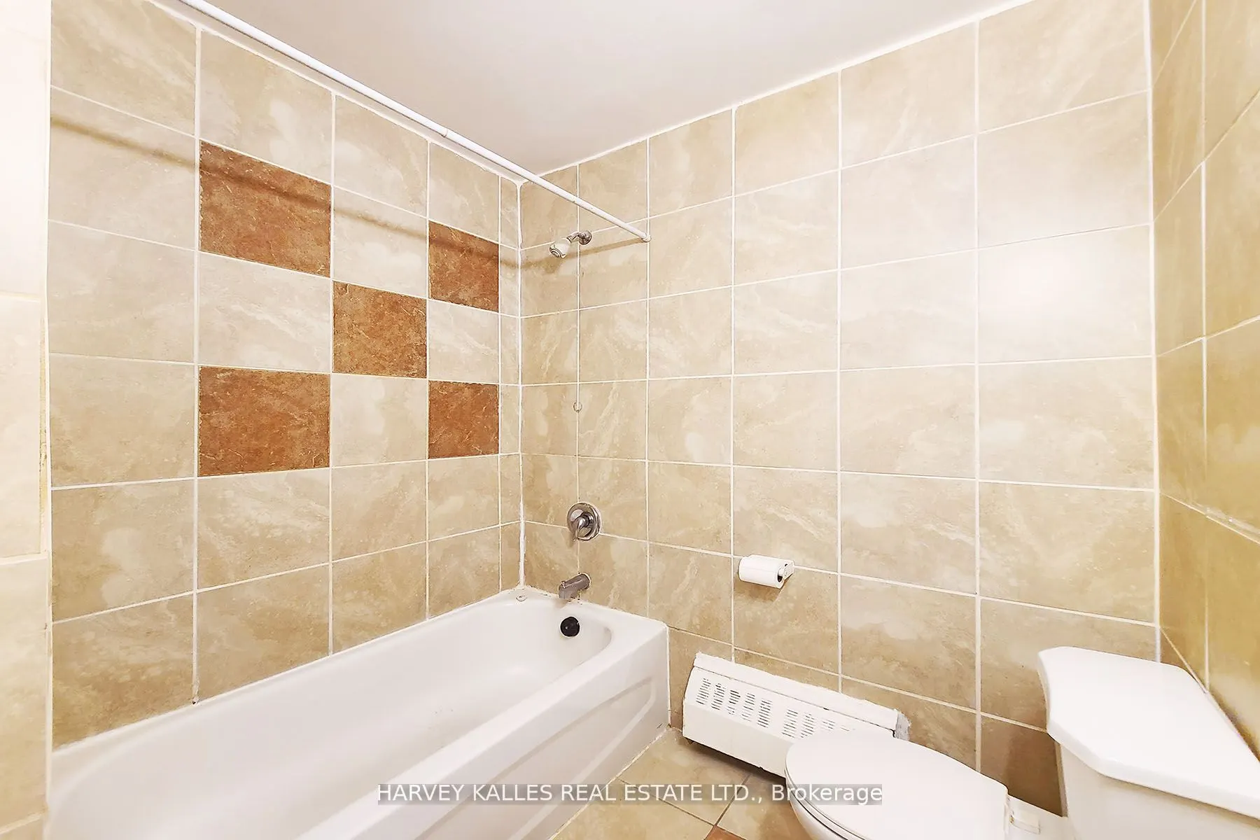 80 Blackfriar Avenue, #114
