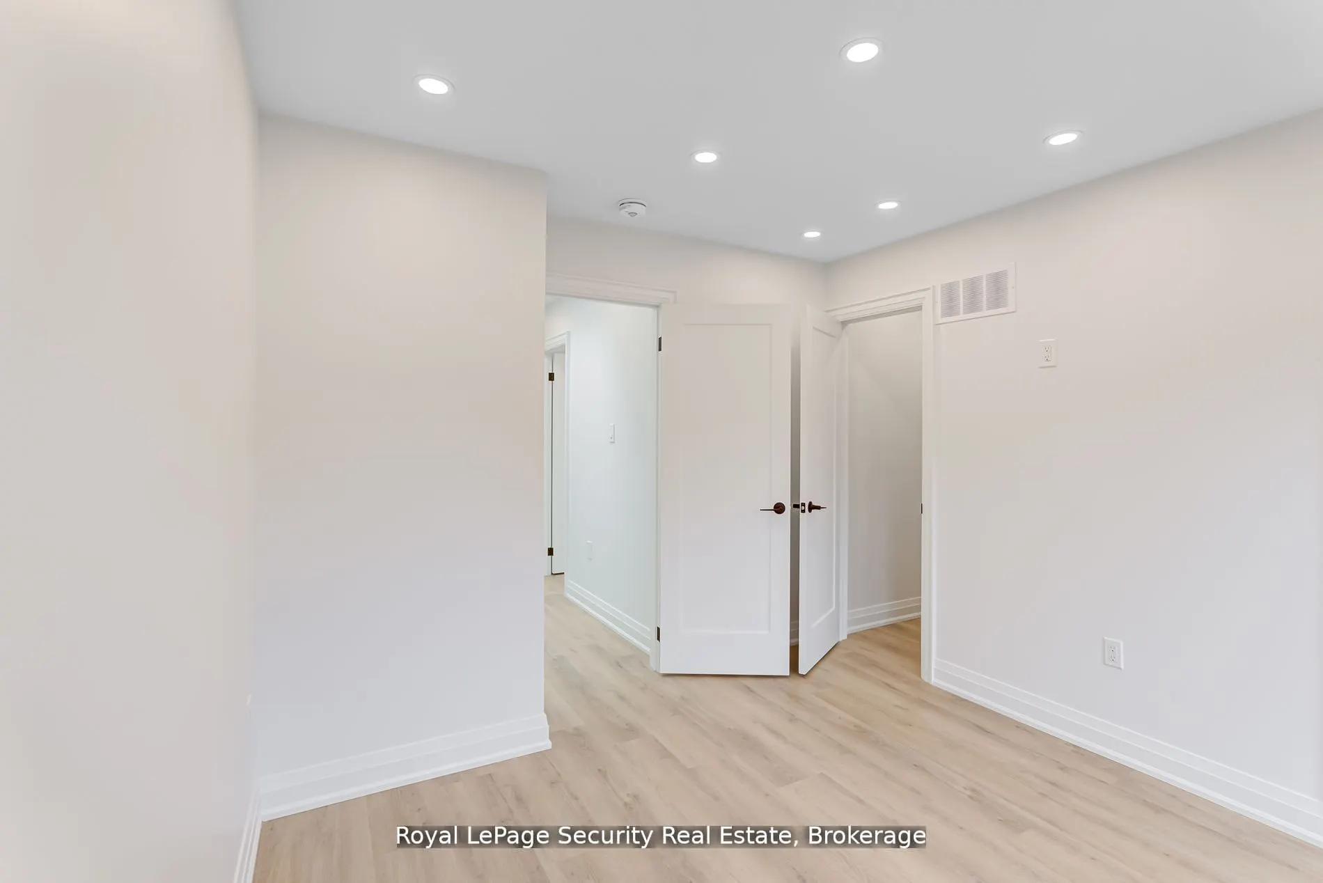 706 Gladstone Avenue, #Lane