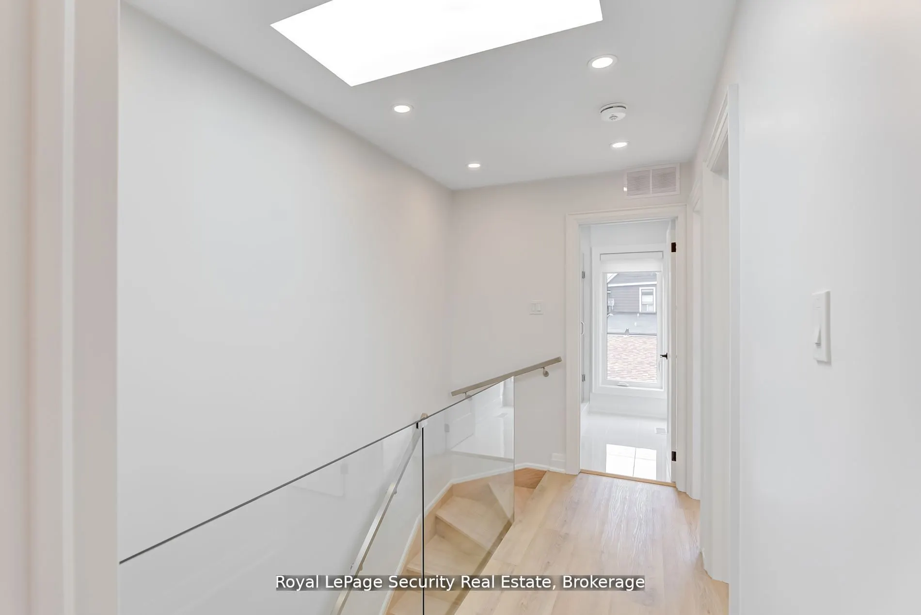 706 Gladstone Avenue, #Lane