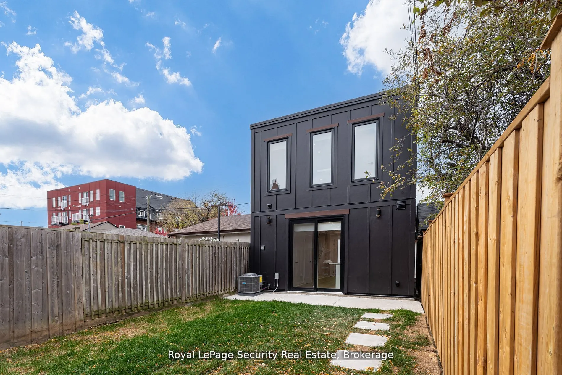 706 Gladstone Avenue, #Lane