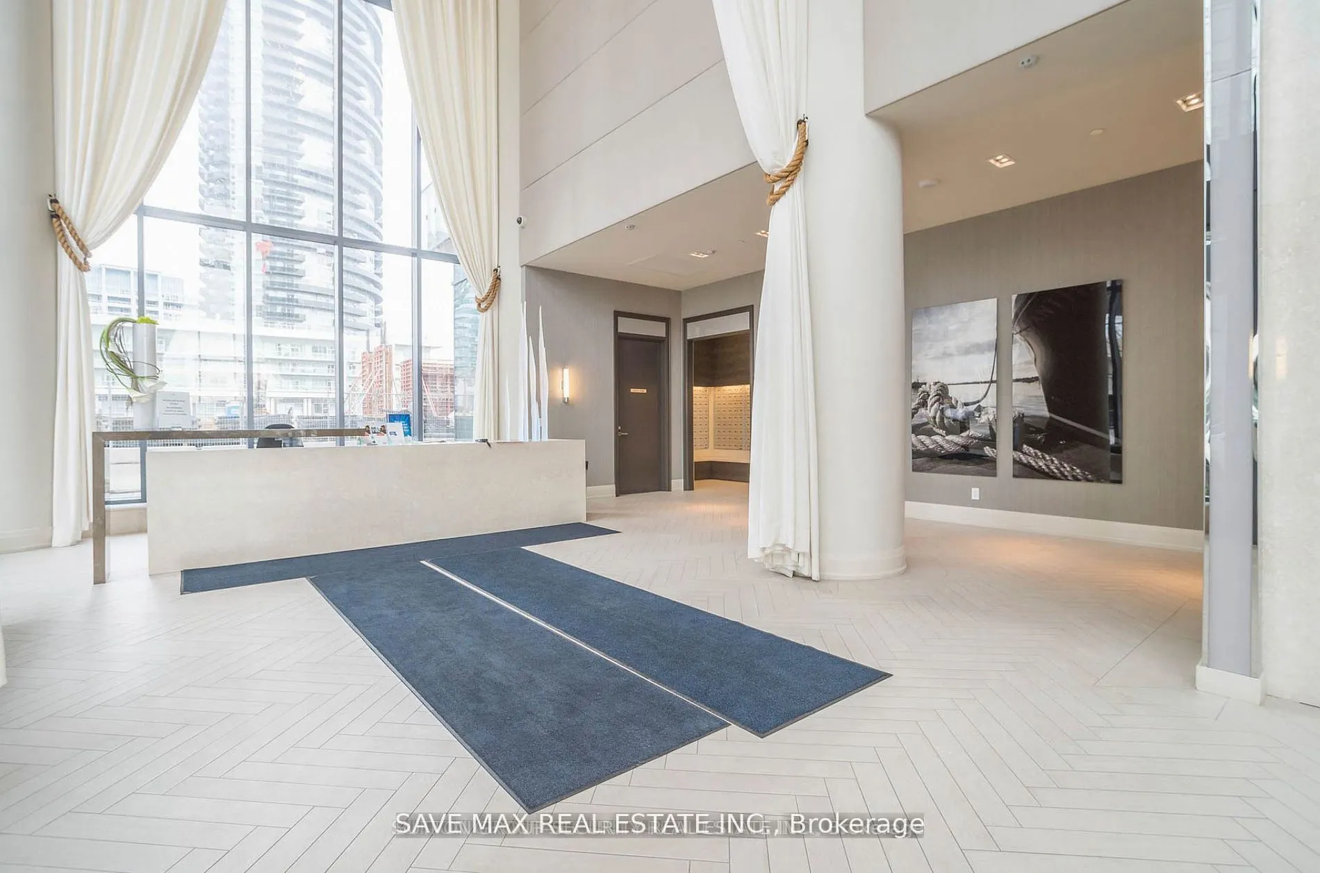 60 Annie Craig Drive #808