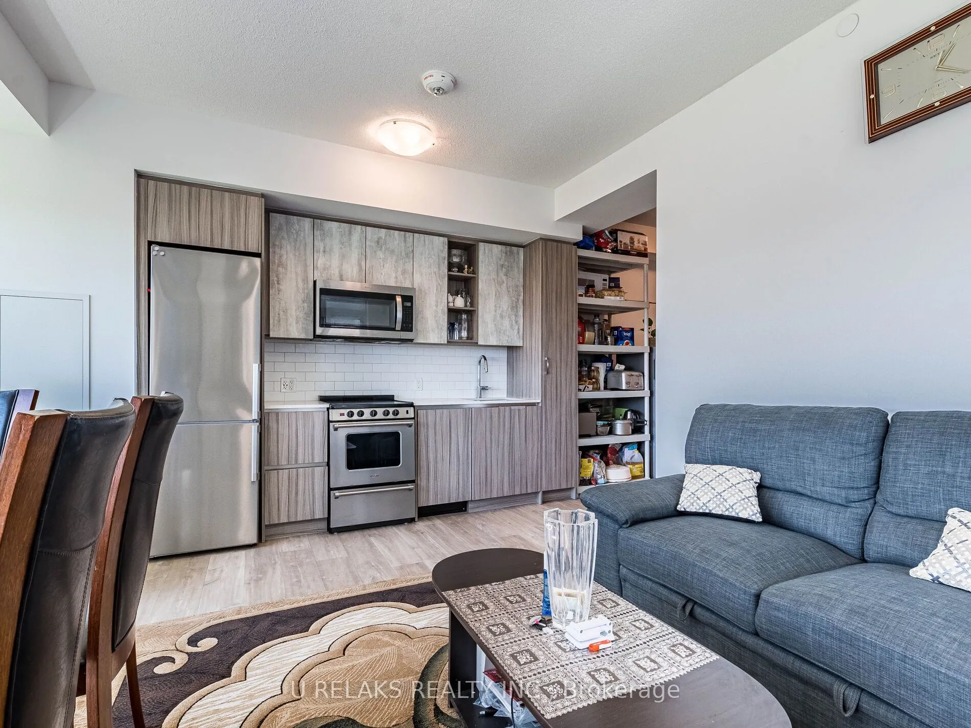 251 Manitoba Street, #715