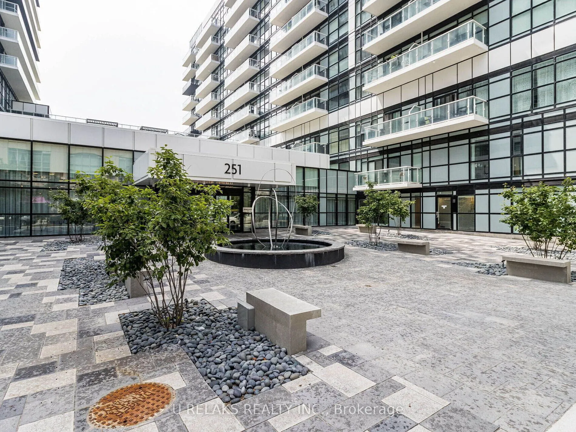 251 Manitoba Street, #715