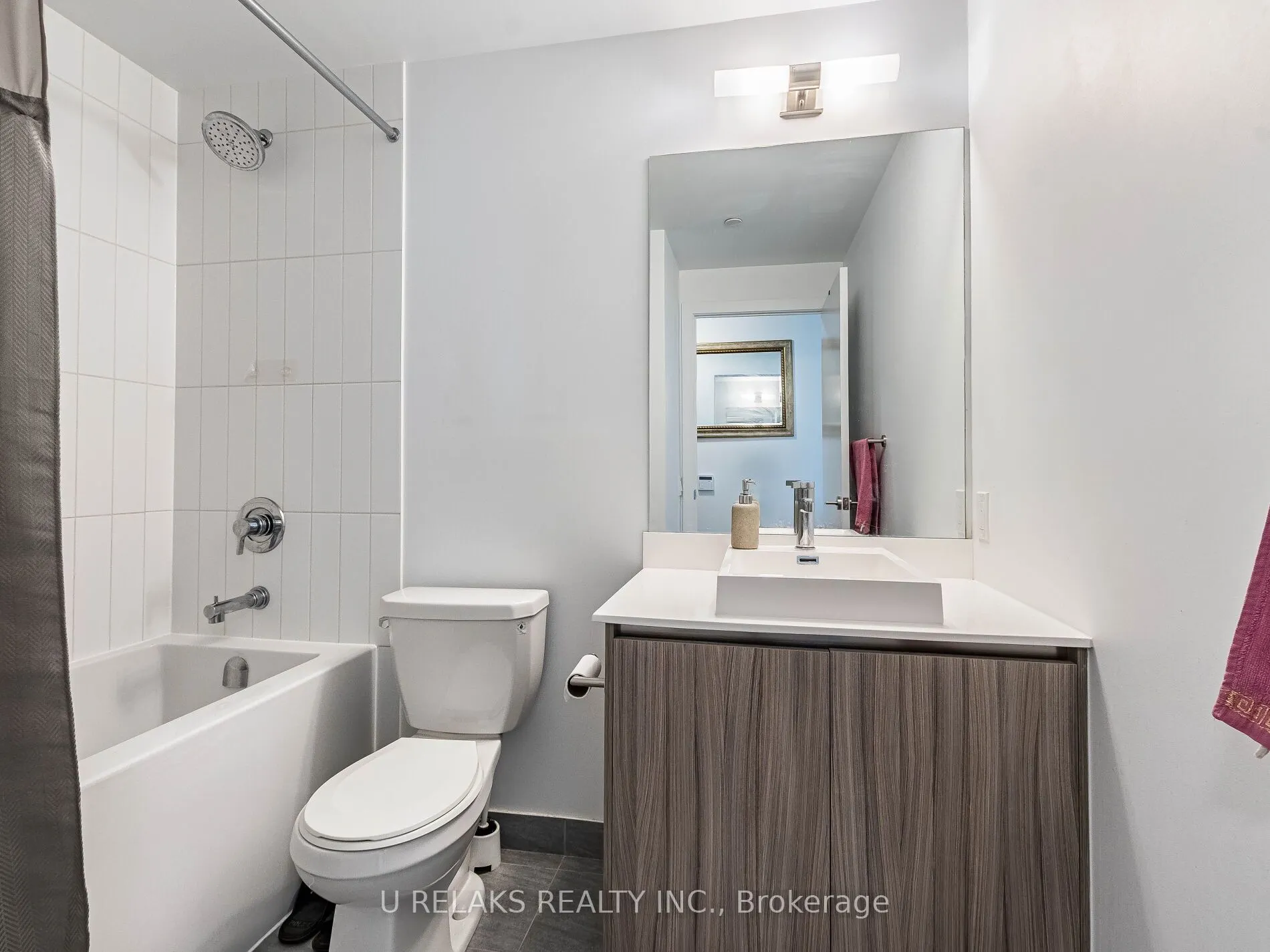 251 Manitoba Street, #715