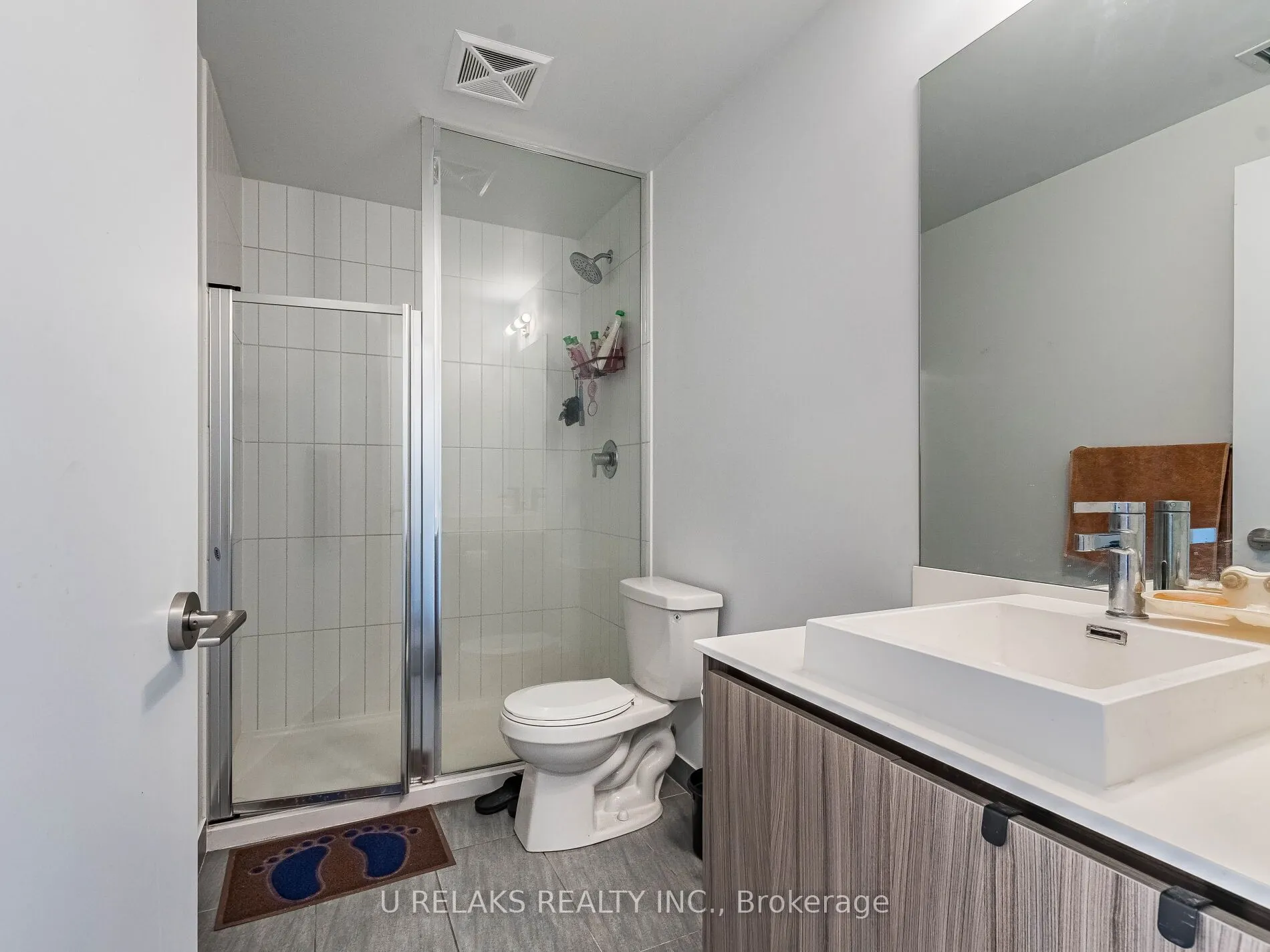 251 Manitoba Street, #715