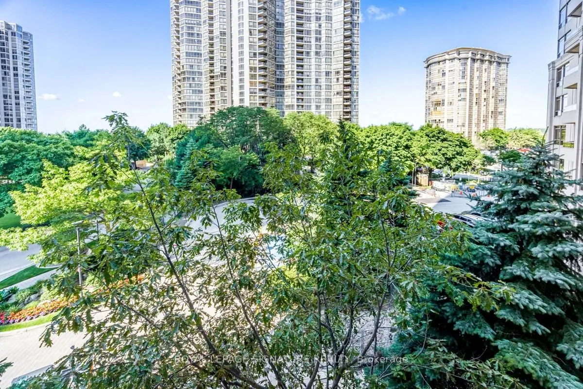 35 Kingsbridge Garden Circle, #413
