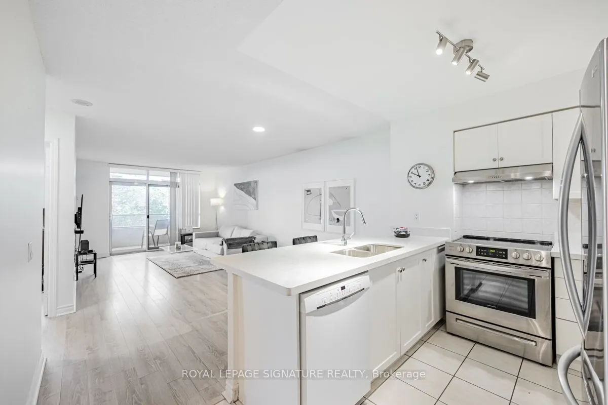 35 Kingsbridge Garden Circle, #413