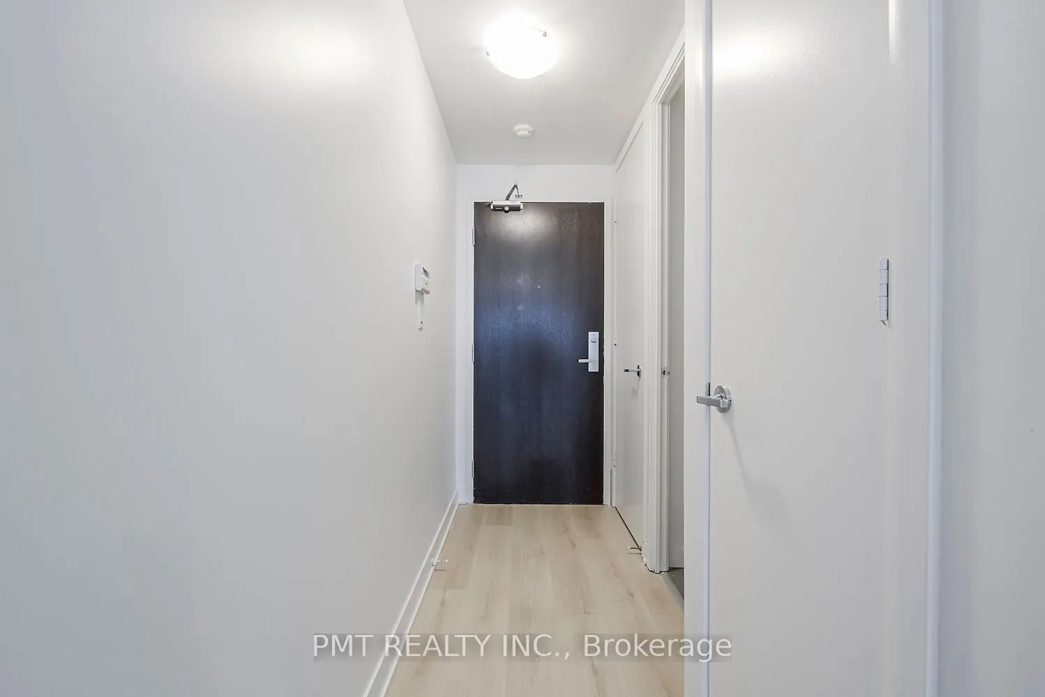 165 Legion Road N, #2722