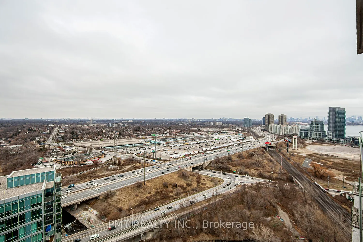 165 Legion Road N, #2722