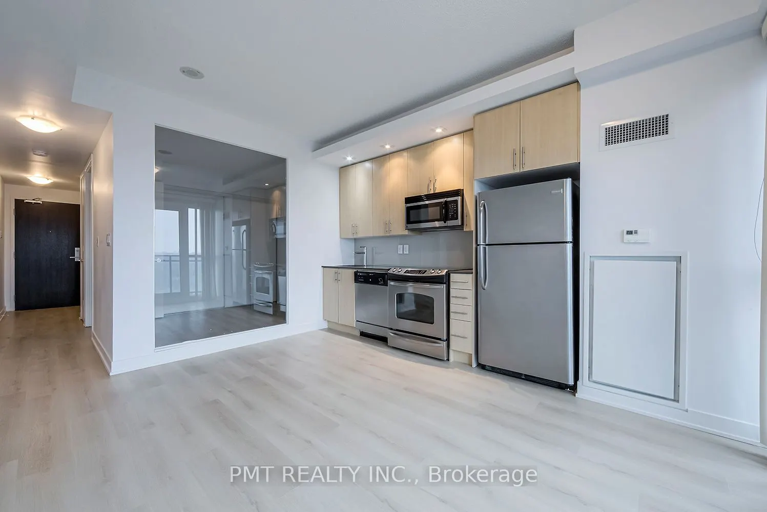 165 Legion Road N, #2722