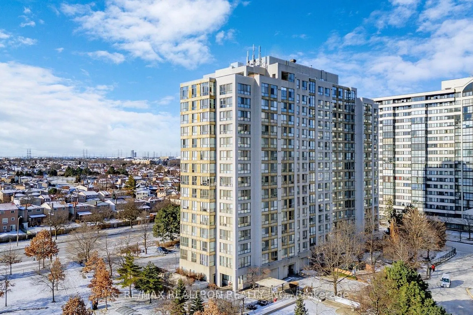 2901 Kipling Avenue, #505