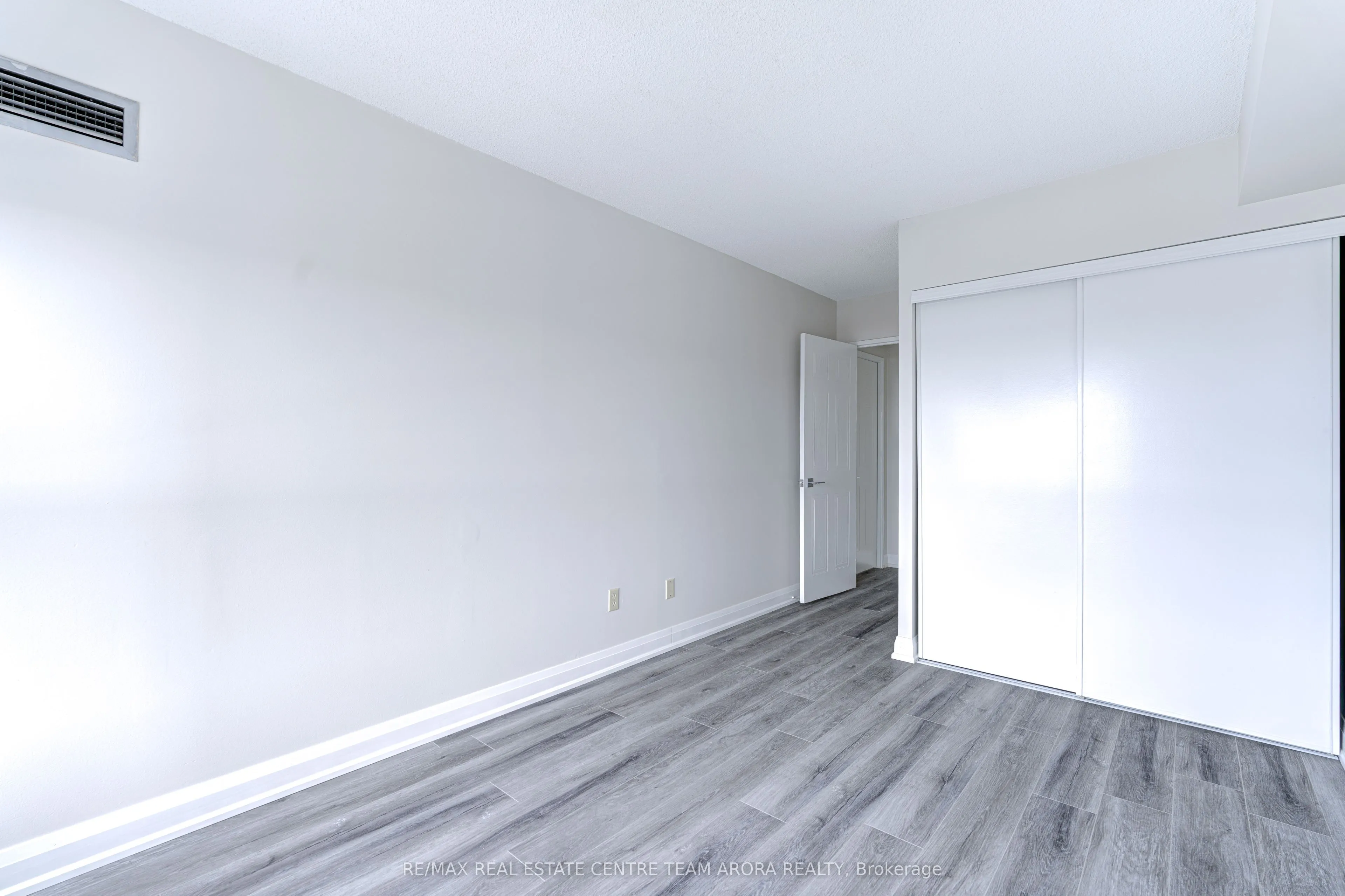 2901 Kipling Avenue, #505