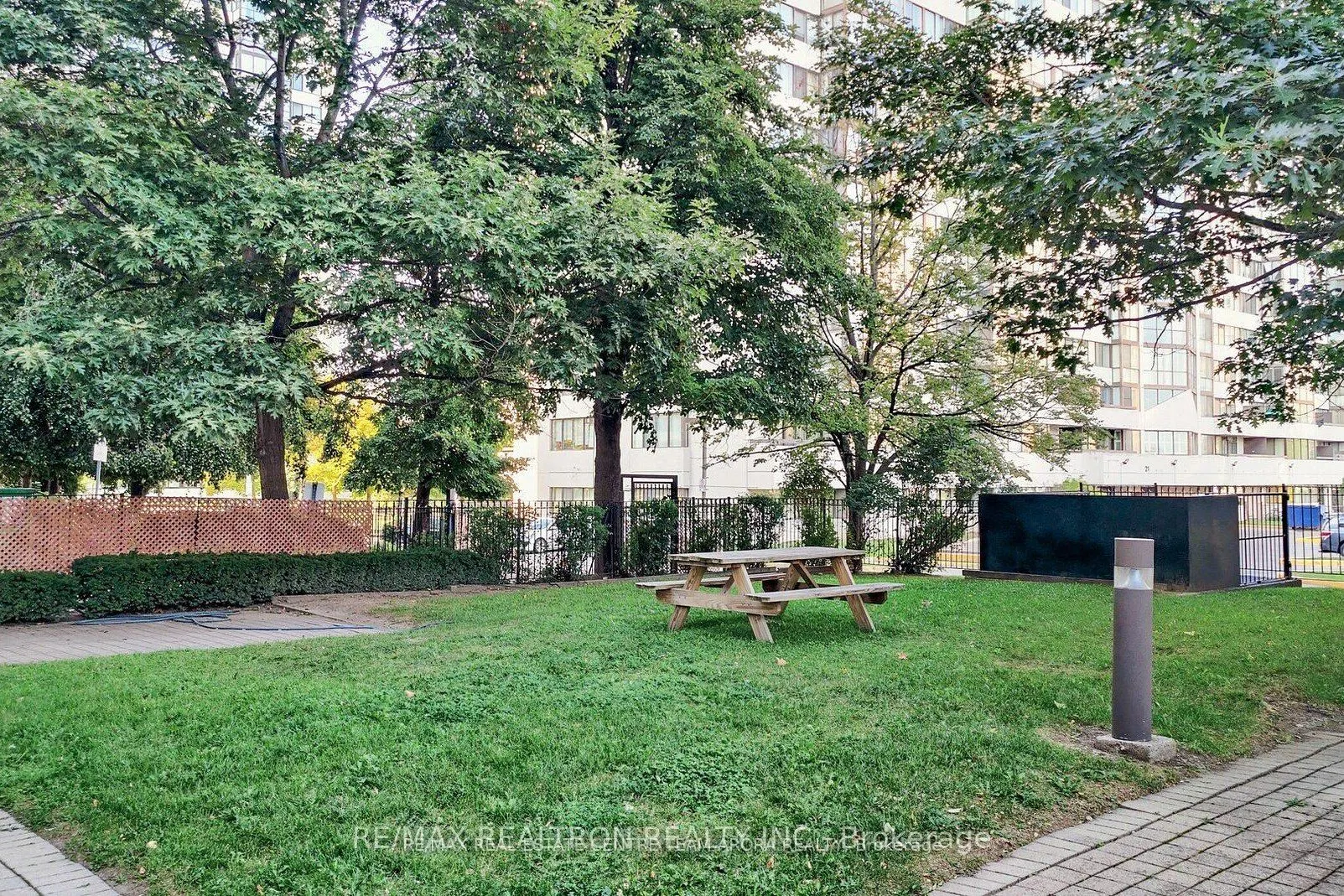 2901 Kipling Avenue, #505