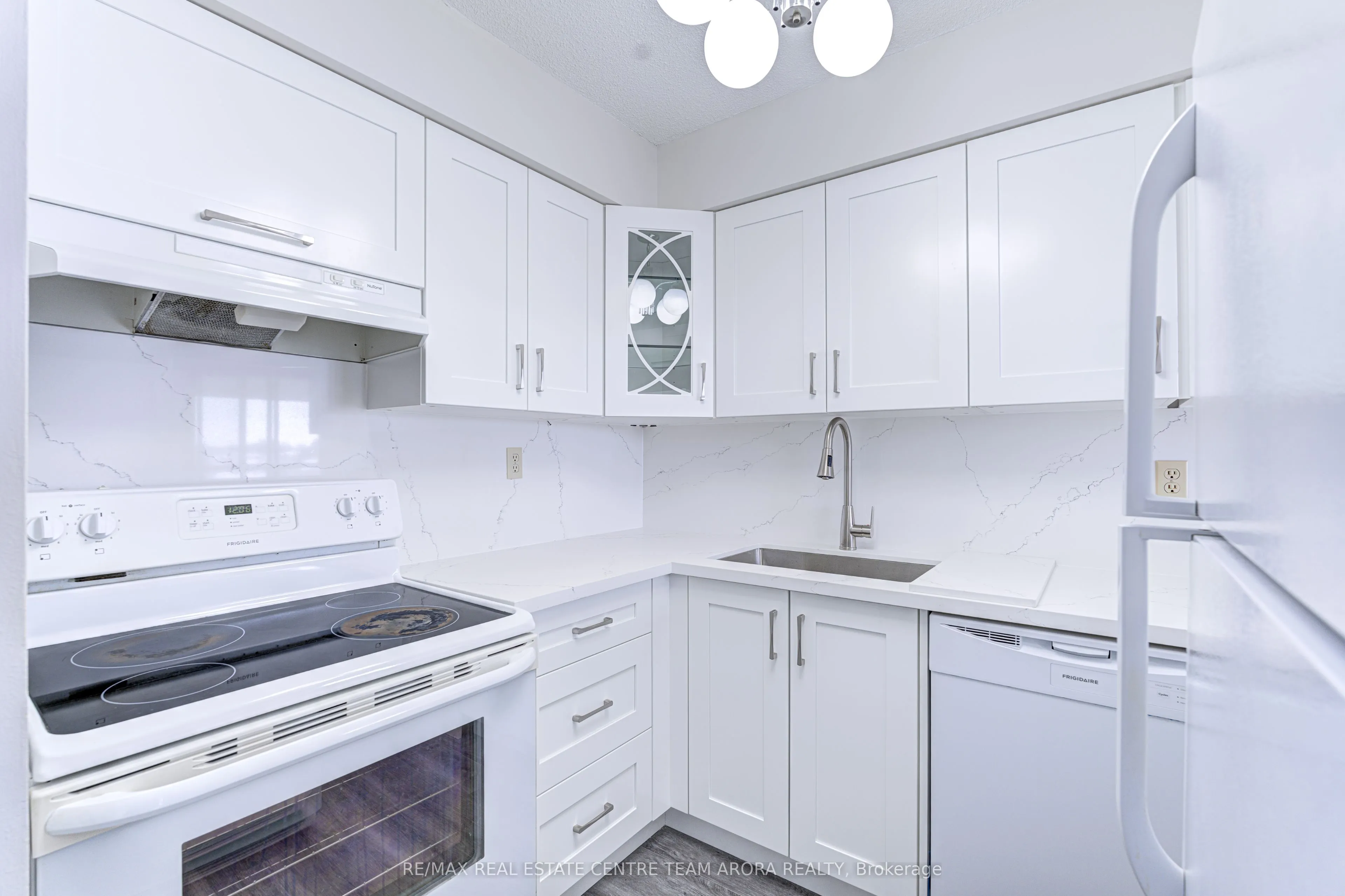 2901 Kipling Avenue, #505