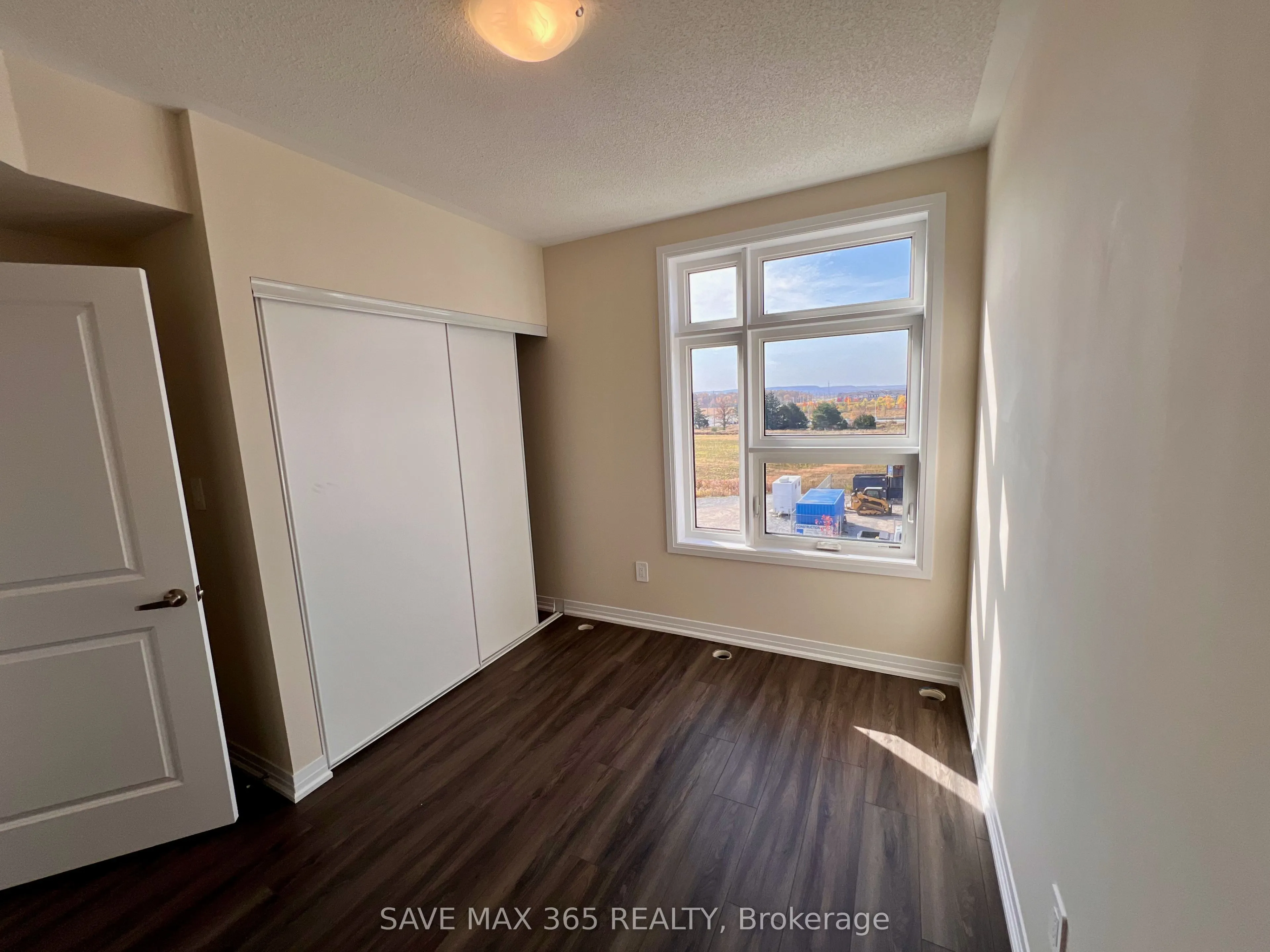 1565 Rose Way, #103