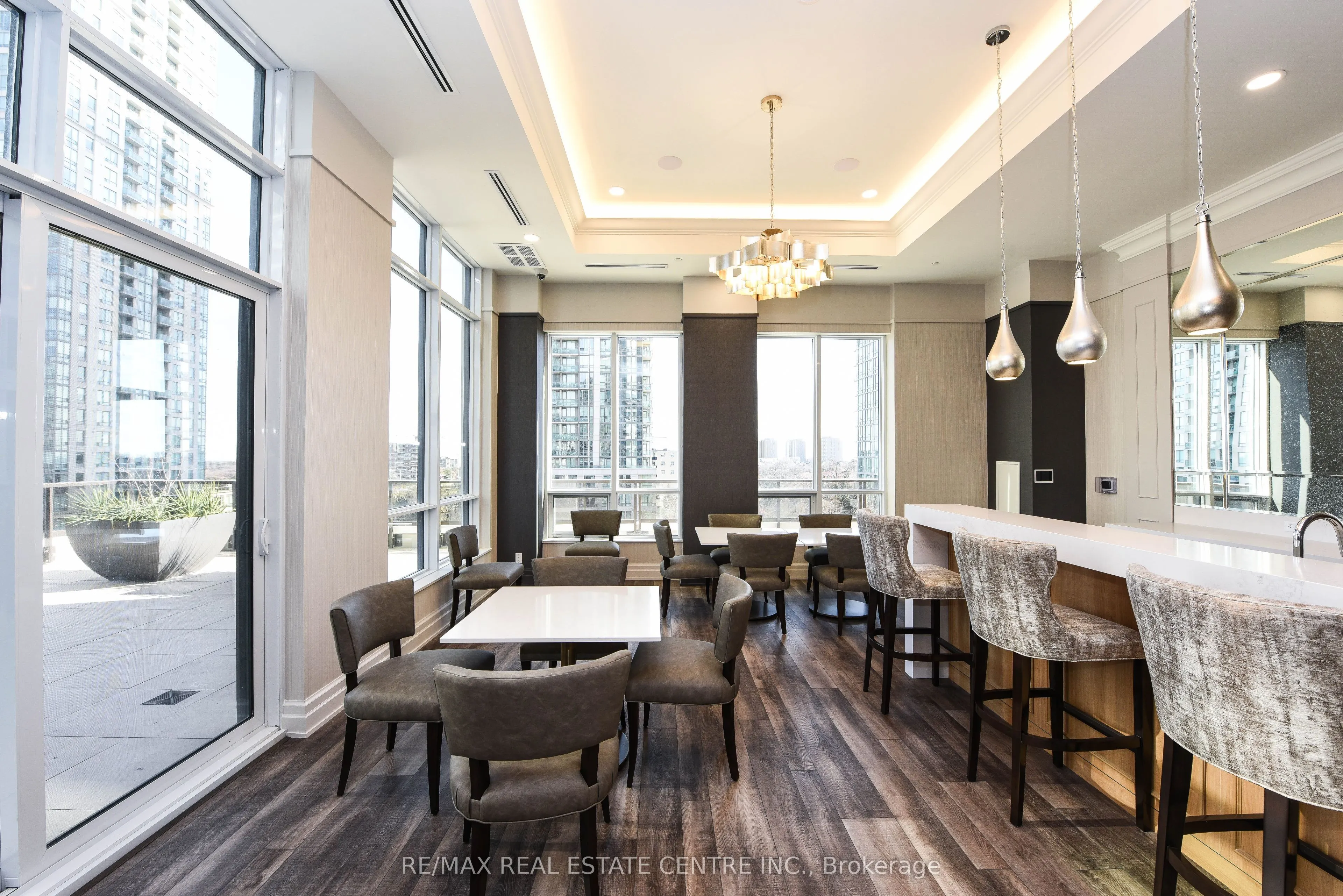36 Elm Drive W, #3209