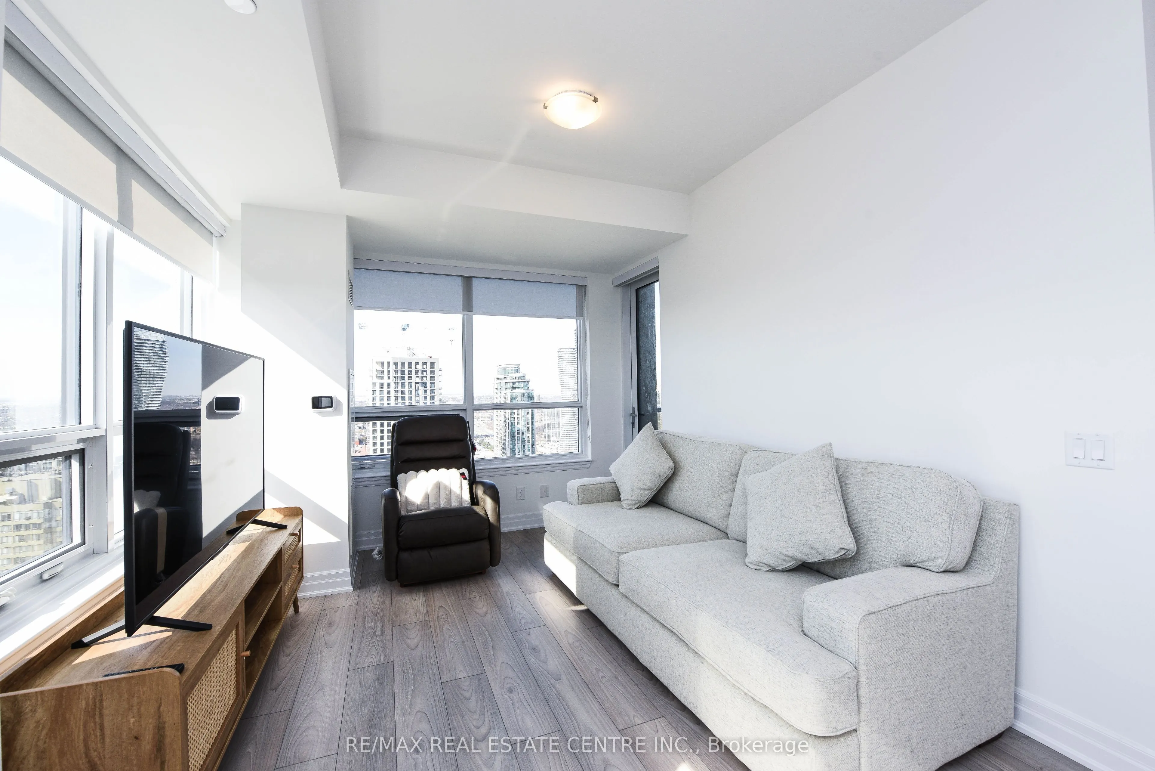 36 Elm Drive W, #3209