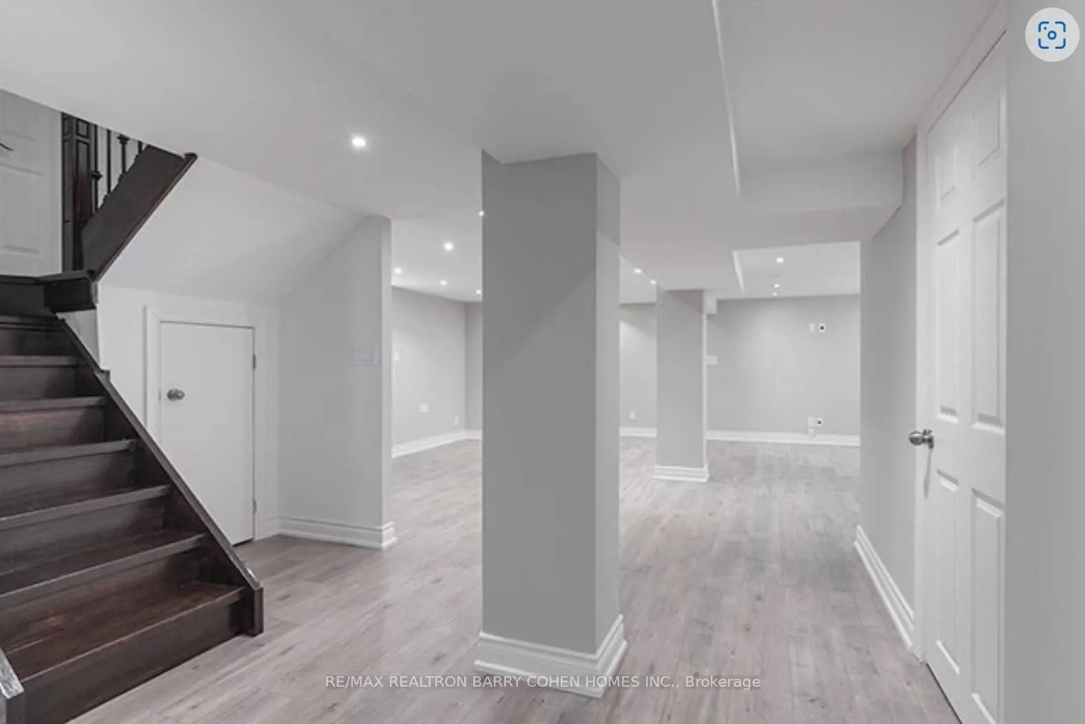 15 Delroy Drive