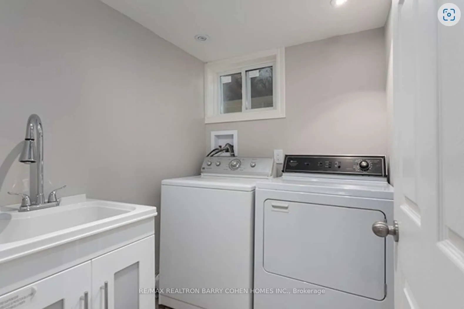 15 Delroy Drive