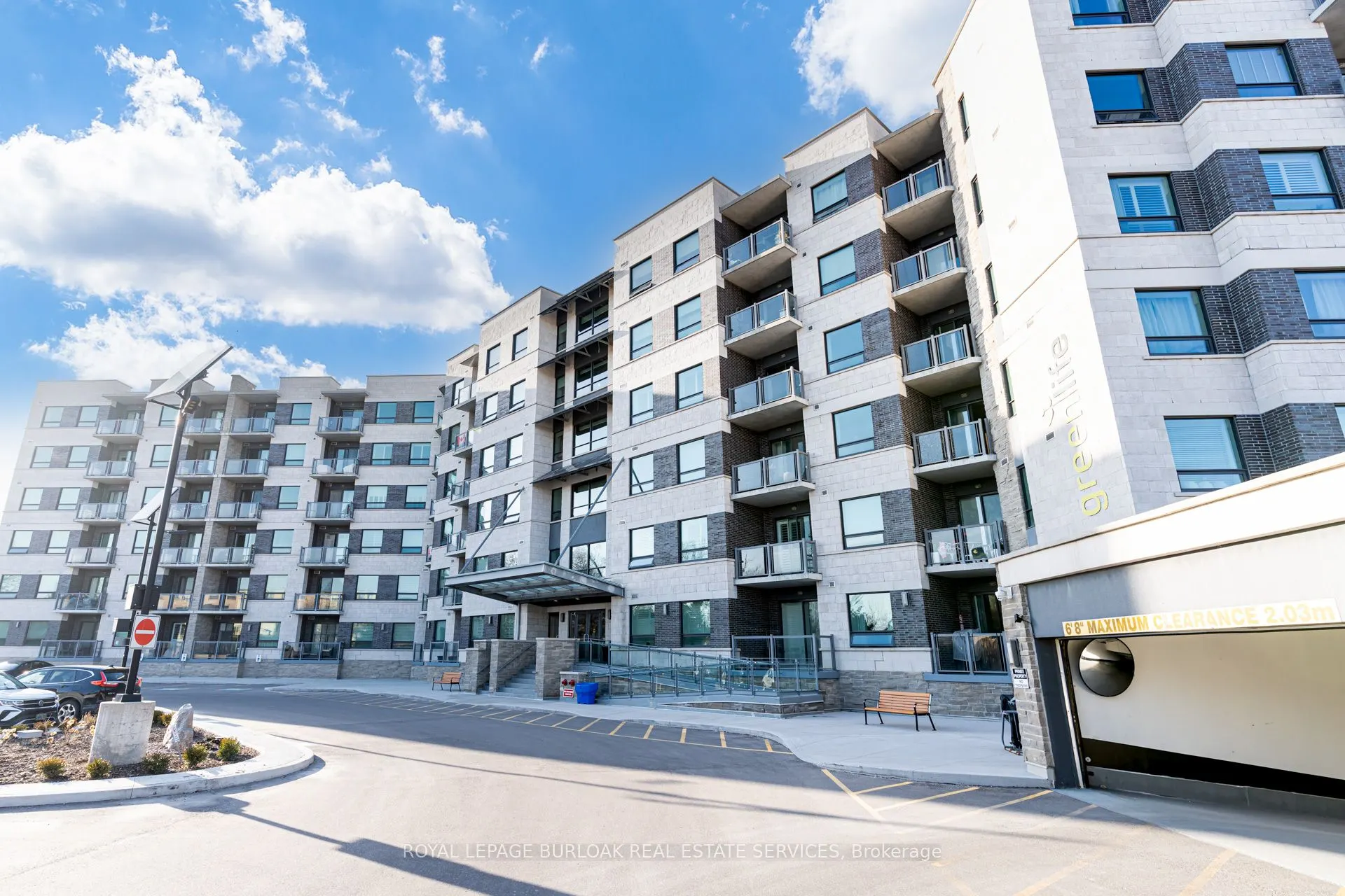 383 Main Street E, #624