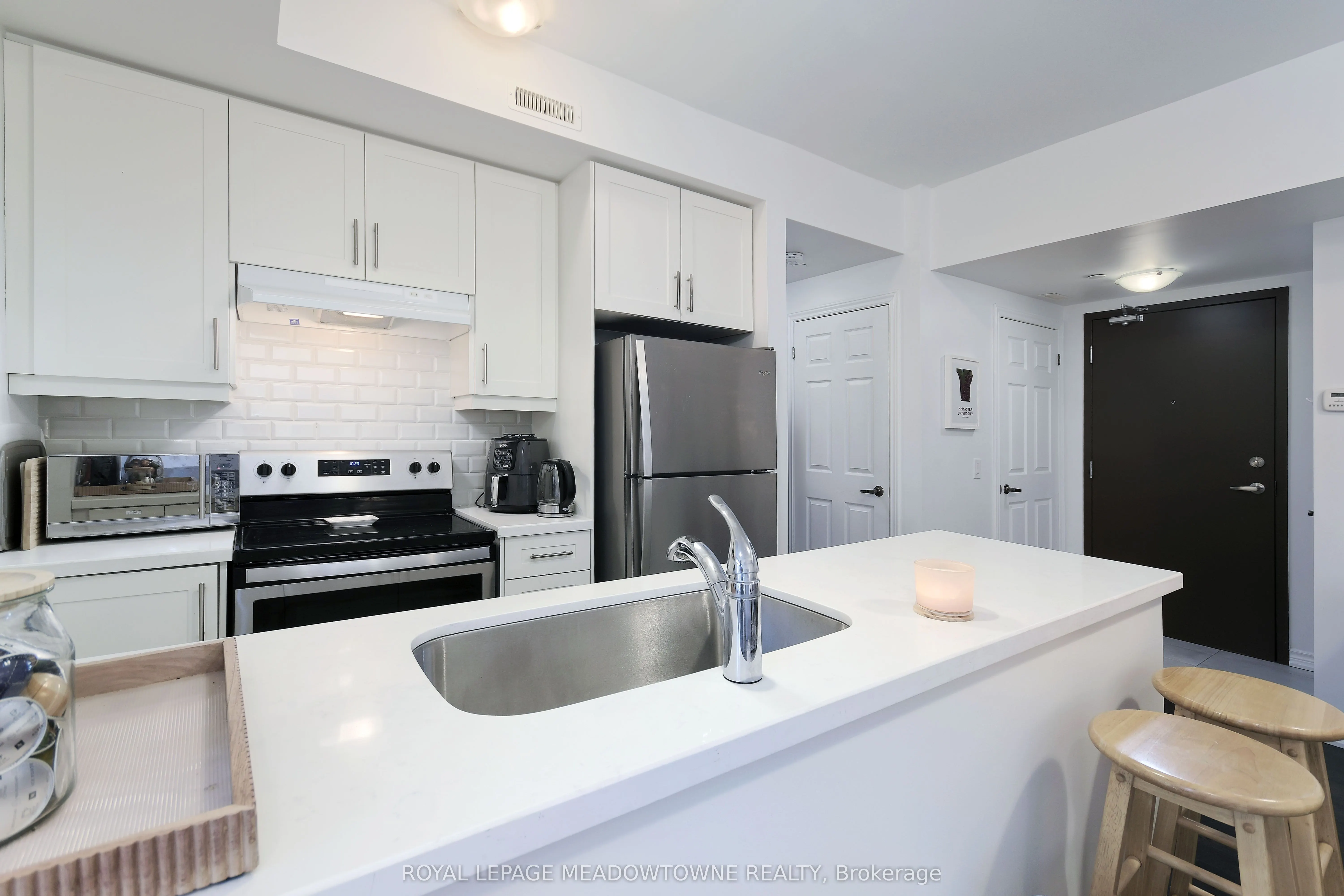 215 Broadway Street, #207
