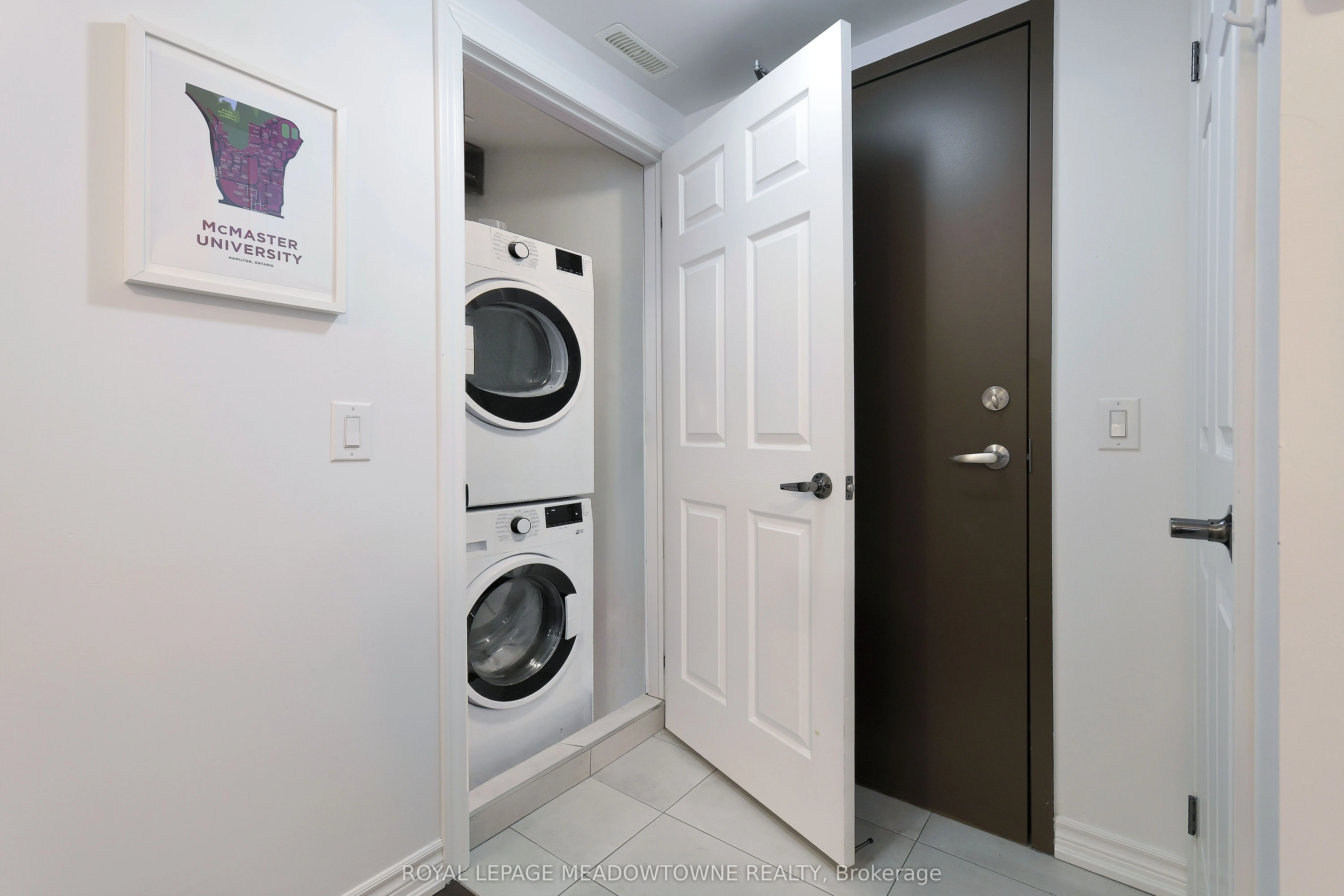 215 Broadway Street, #207